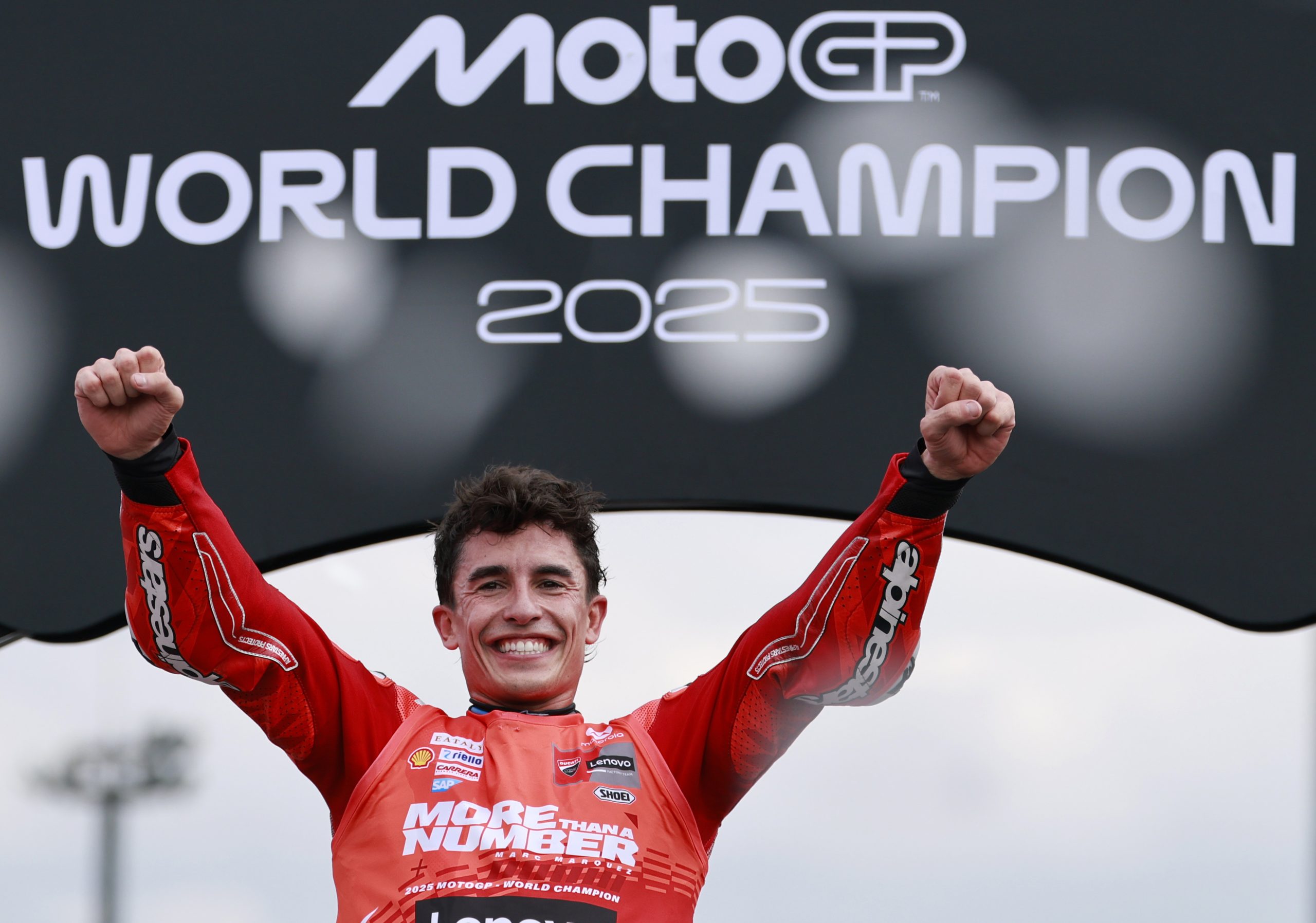 Marc Márquez: El Héroe de MotoGP y Personaje del Año 2025