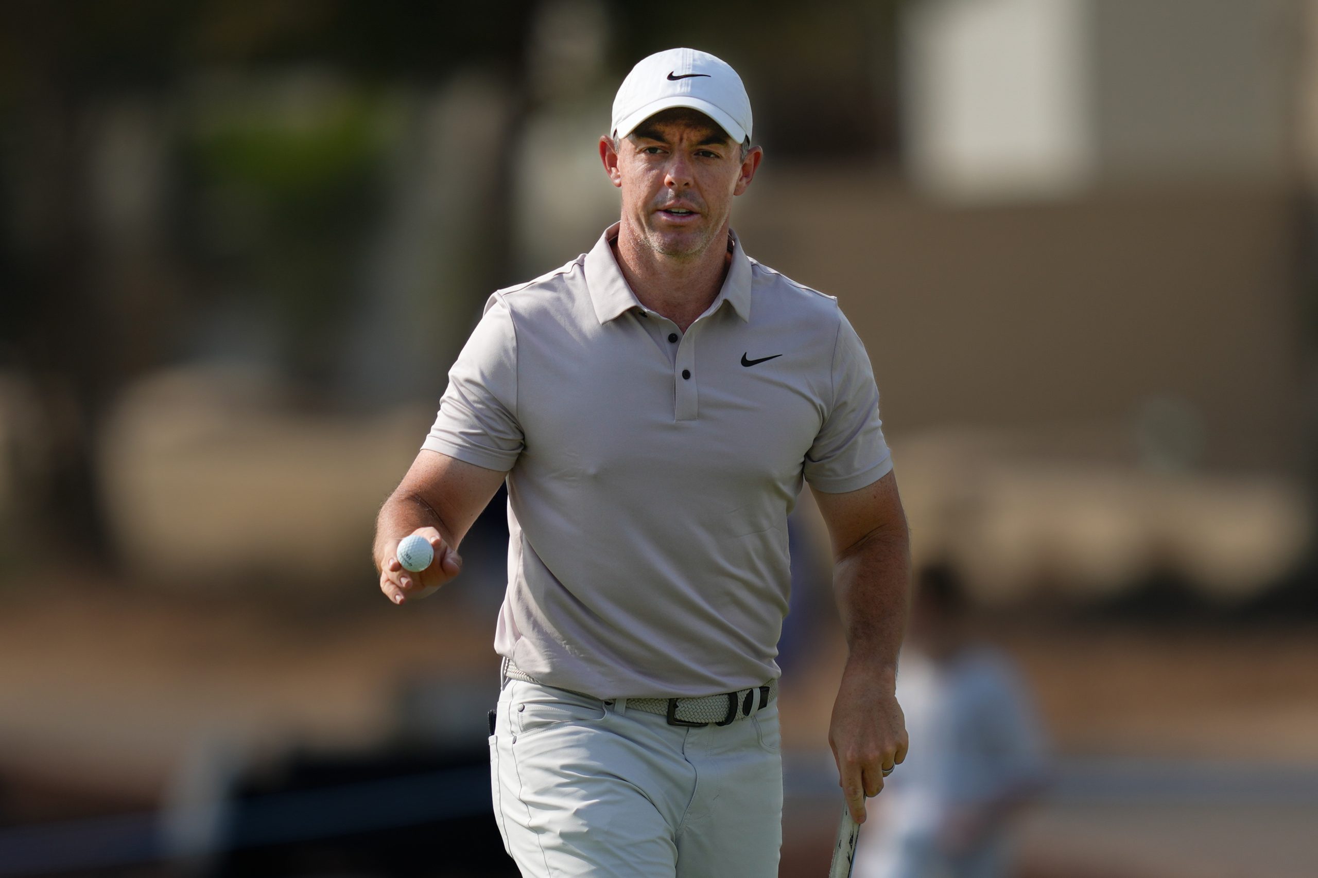 McIlroy suaviza su postura en la ‘guerra’ LIV-PGA Tour