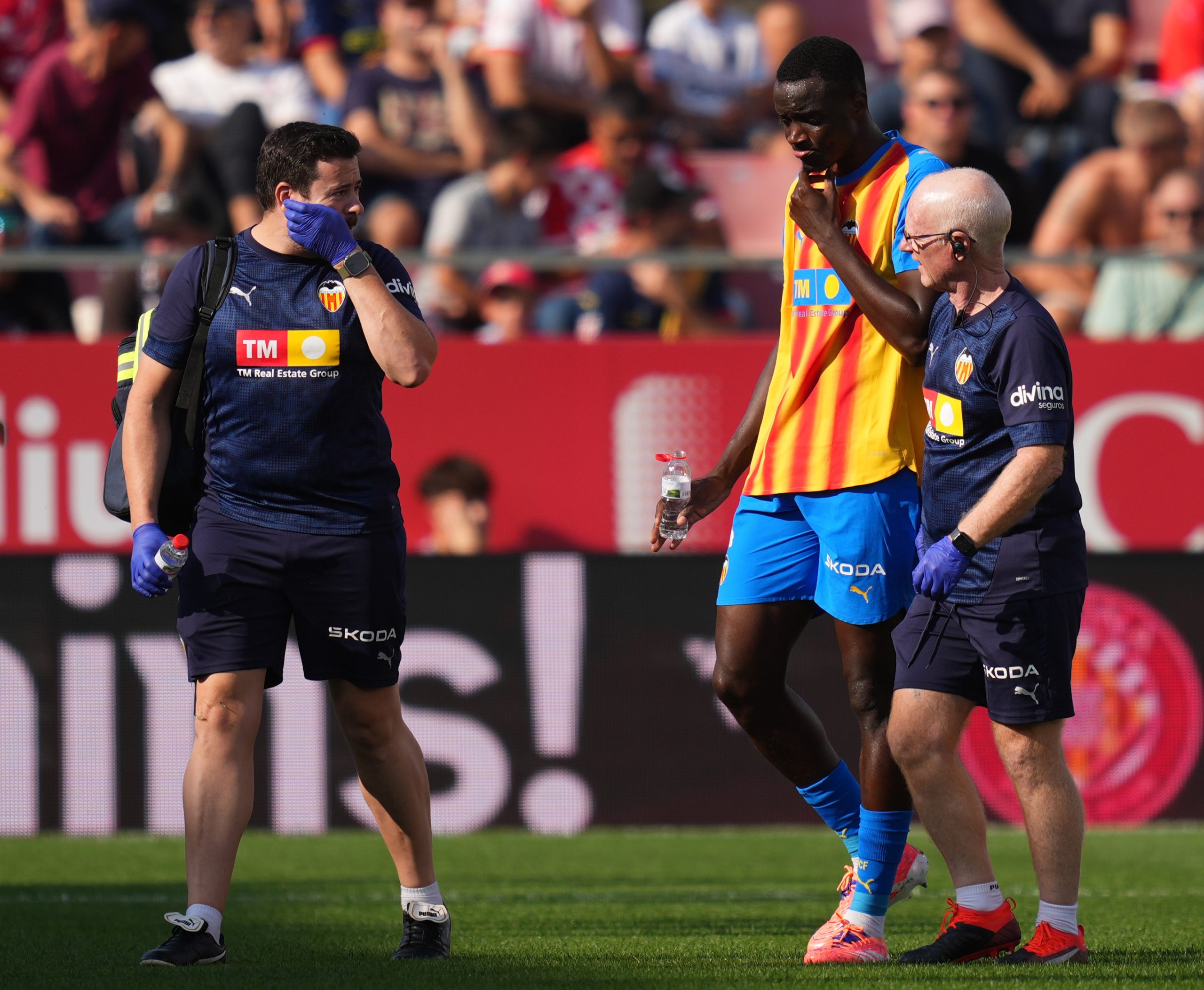 La Complicada Recuperación de Mouctar Diakhaby: Todo lo que Necesitas Saber sobre su Cirugía