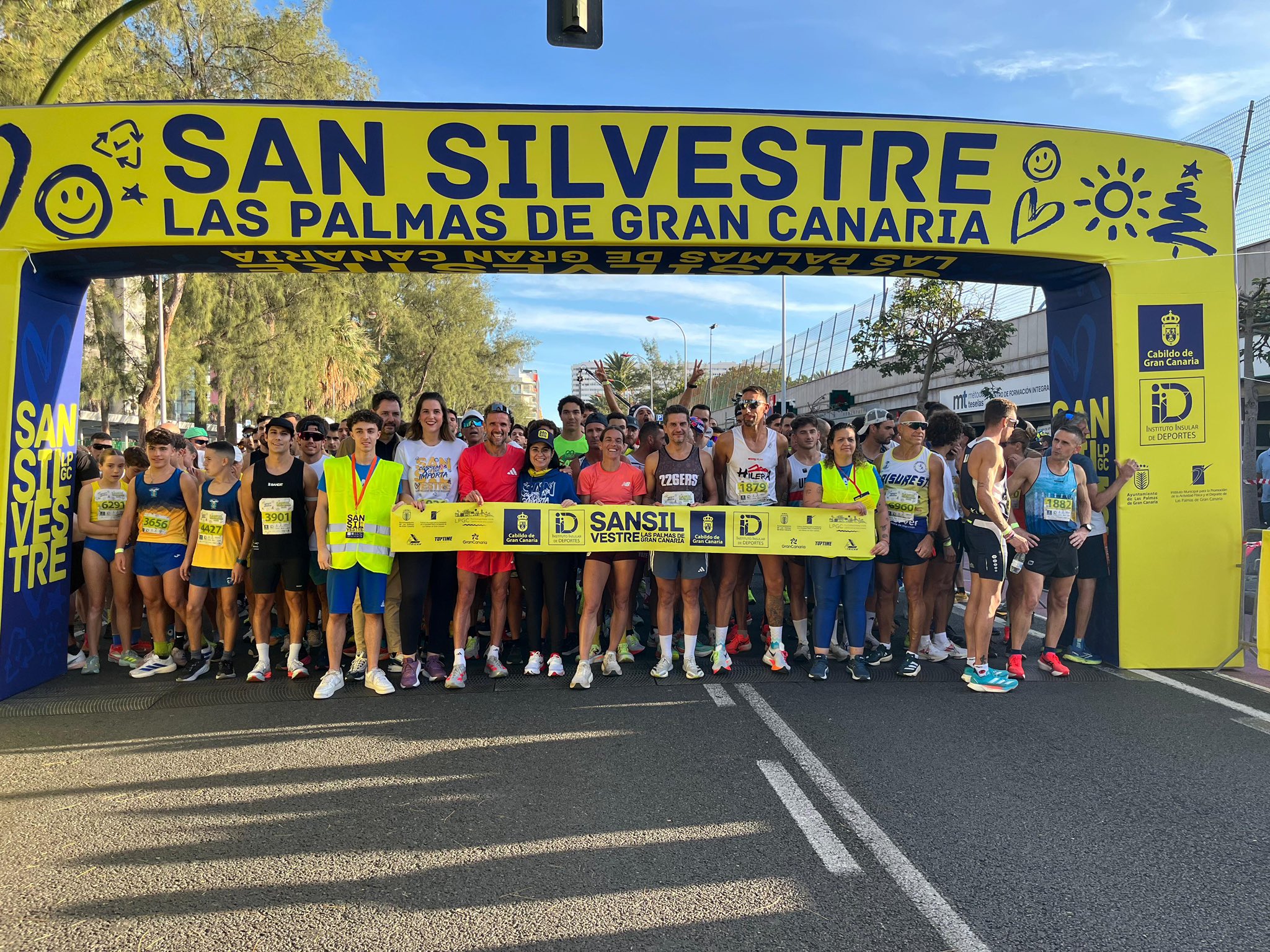 Las Palmas: La Épica San Silvestre que Despidió el Año con 10.001 Corredores en una Fiesta de Solidaridad