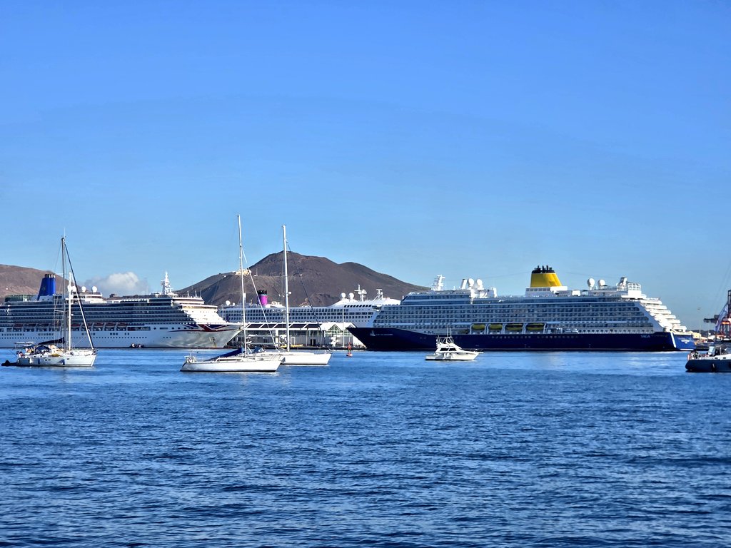 Los 5 desafíos climáticos que enfrenta Canarias en el arranque de 2026: Inestabilidad meteorológica y alertas de seguridad