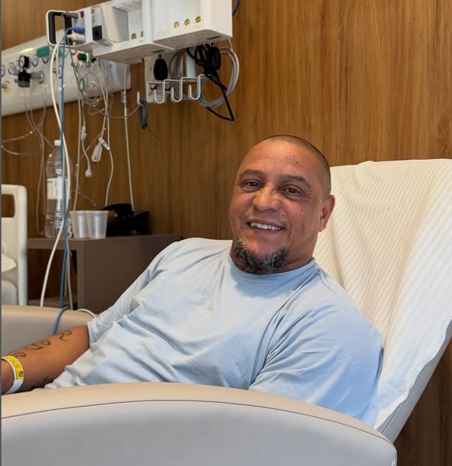 Roberto Carlos: Superó con Éxito su Operación de Corazón y Ya está en Casa