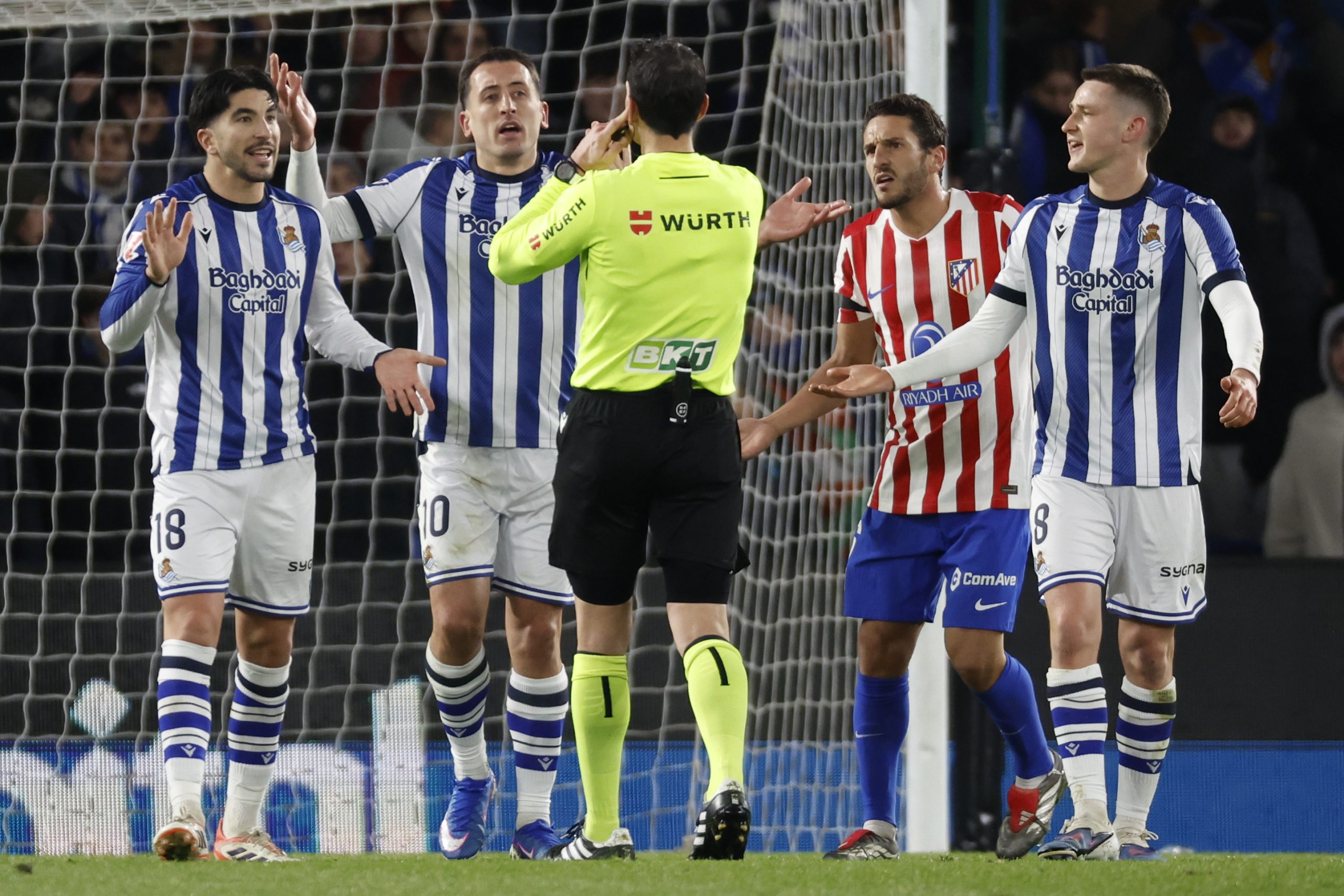 Gol Anulado a la Real Sociedad: 5 Claves de una Decisión Controvertida que Genera Debates en el Fútbol Español