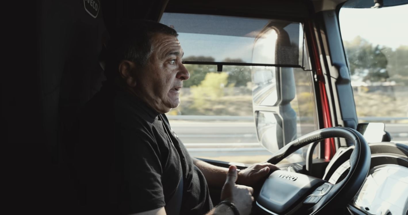 Los Desafíos Ocultos de la Vida del Camionero: La Cruda Realidad de Rafa y Su Impacto Emocional
