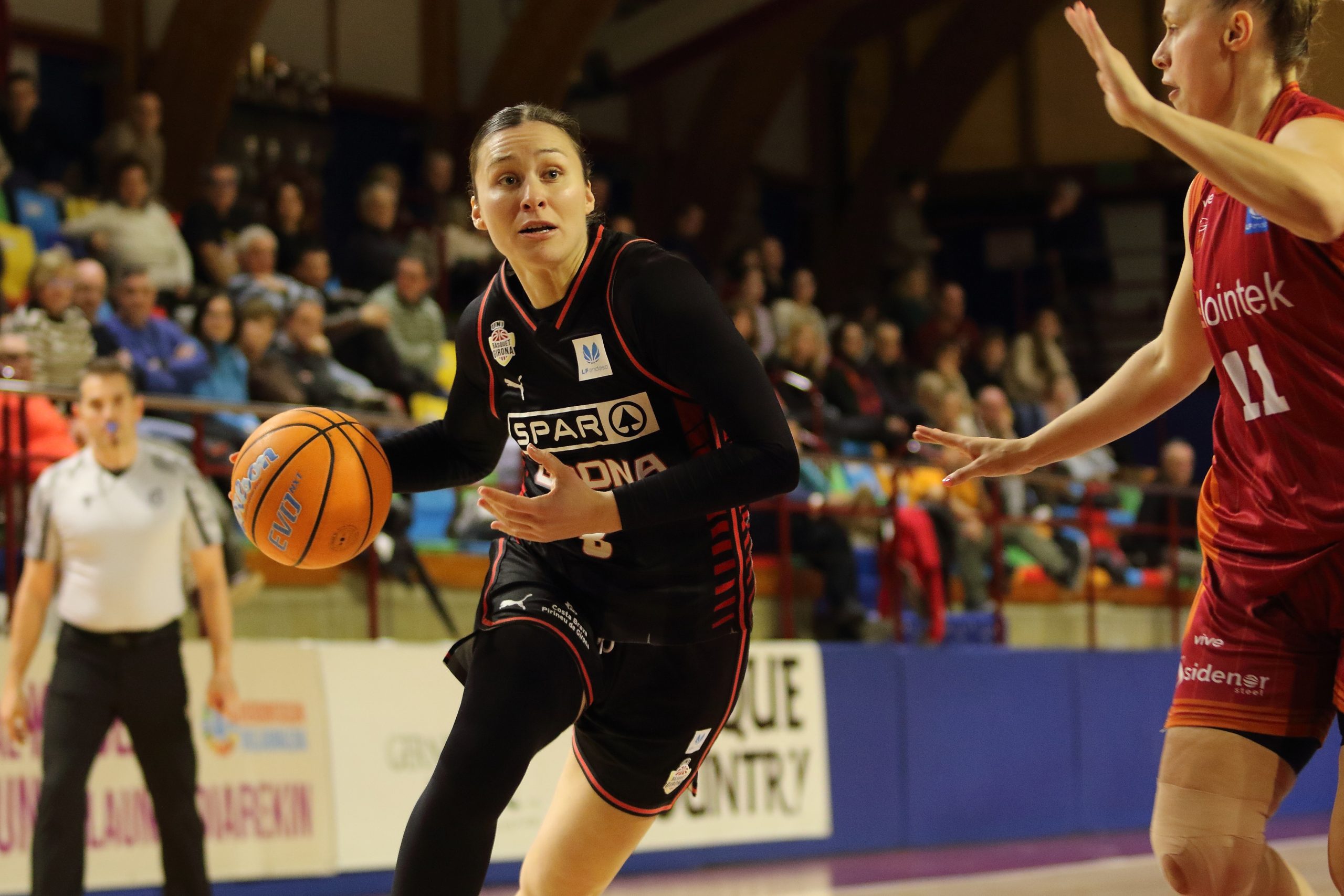 Casademont Zaragoza se consagra como campeón de invierno en la Liga Femenina Endesa: ¡Una victoria disputada!