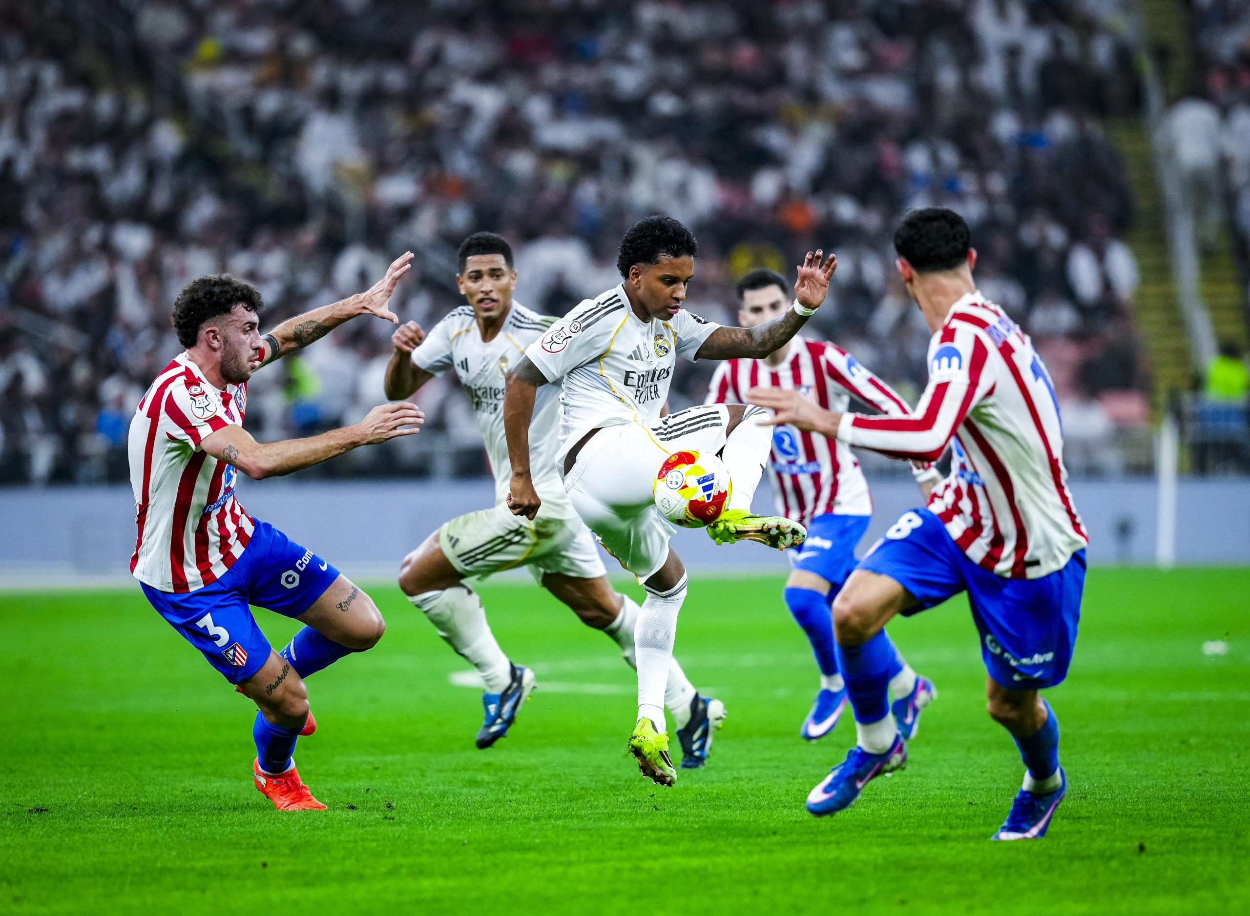 ¡Clásico en la Supercopa! Real Madrid se impone al Atlético en un emocionante choque (2-1)