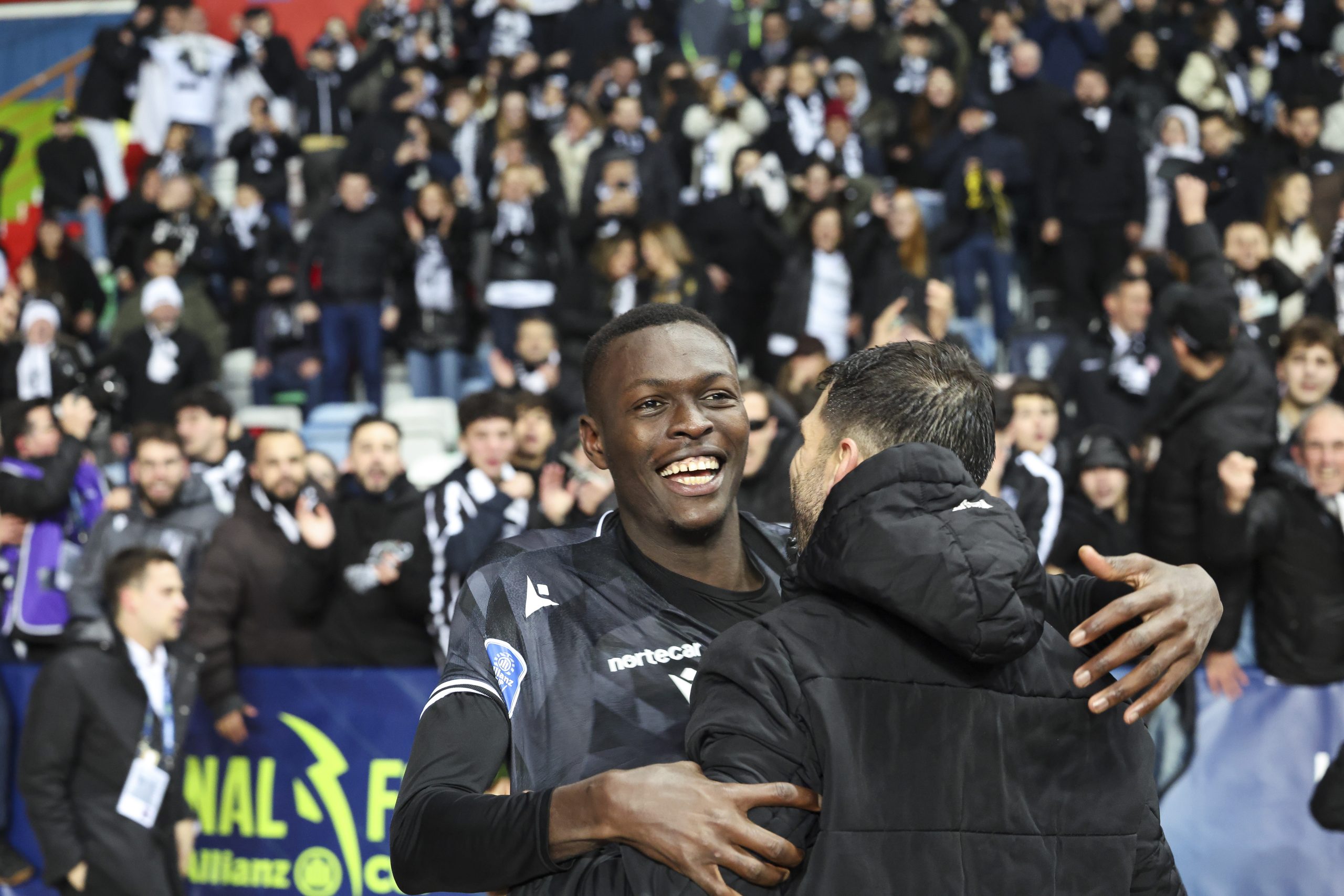 Vitoria Histórica: El Vitória de Guimarães Conquista por Primera Vez la Copa de la Liga de Portugal