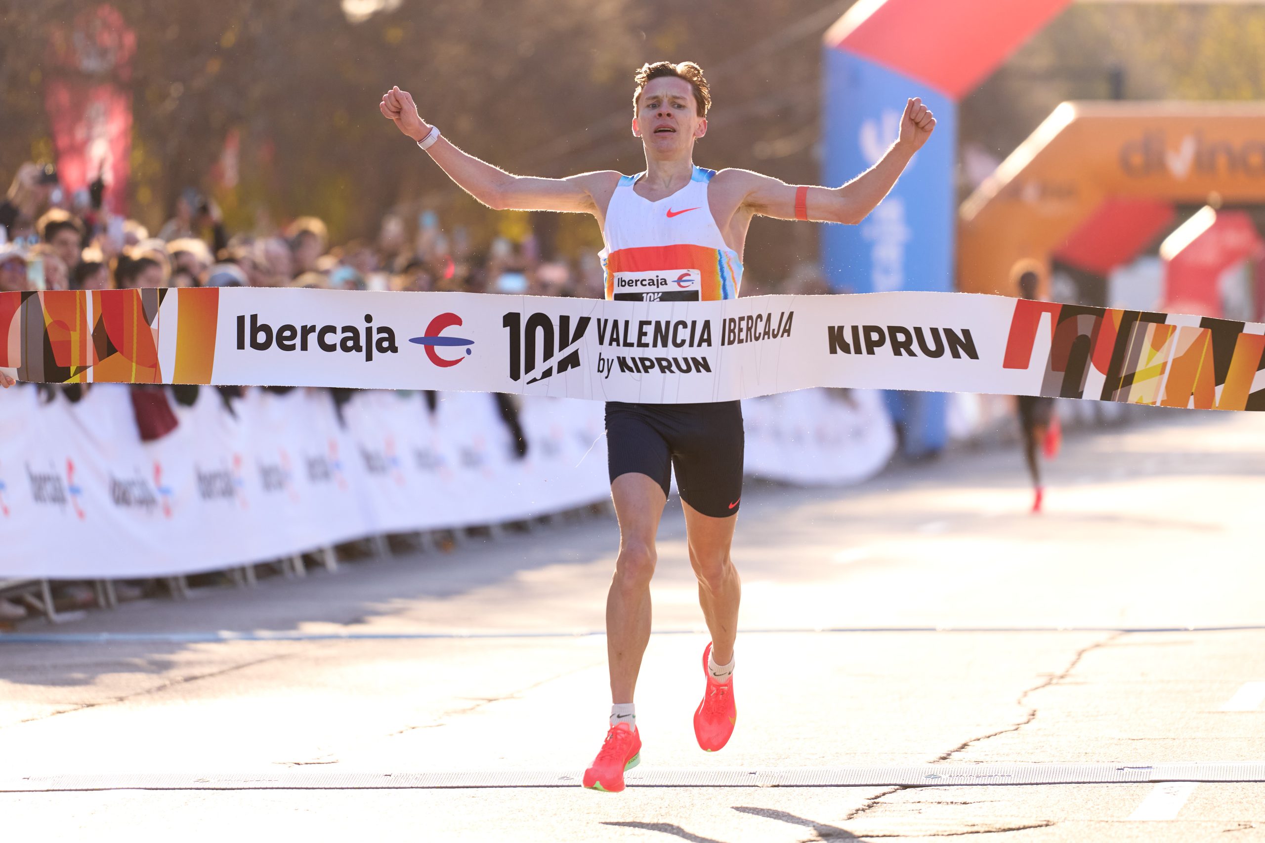 ¡Valencia Brilla! 10 Kilómetros Anotados por Récords y Emoción en 2026