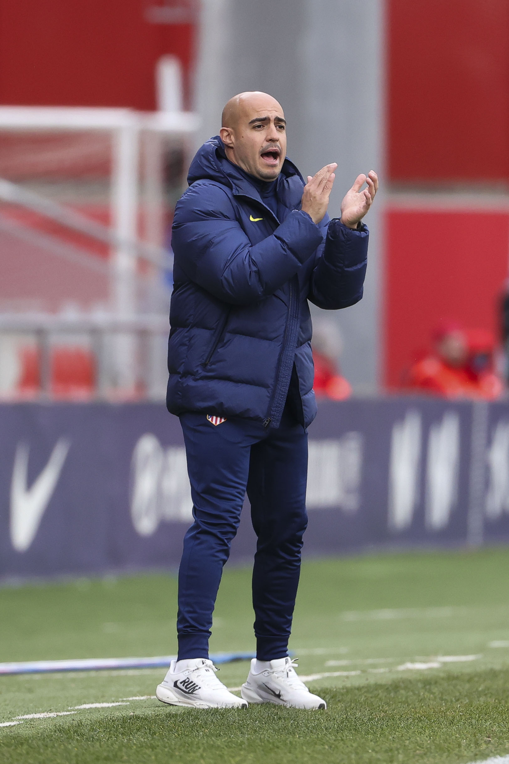 ¡Terremoto en el Femenino Colchonero! Víctor Martín Destituido tras la Catástrofe en la Supercopa