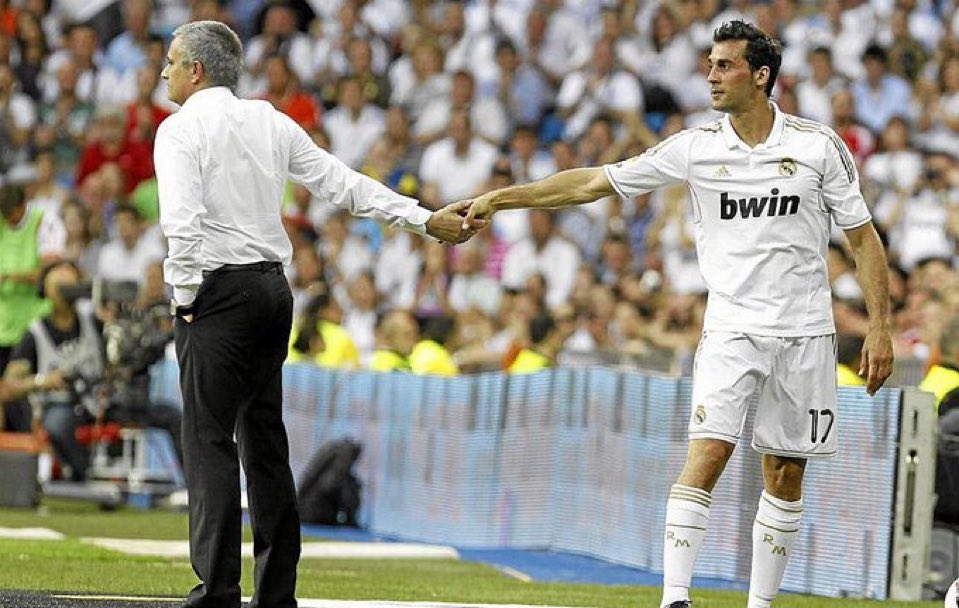 El Destino de Mourinho en Manos de su Ex Pupilo: Arbeloa, el Guardián del Futuro del ‘Special One’