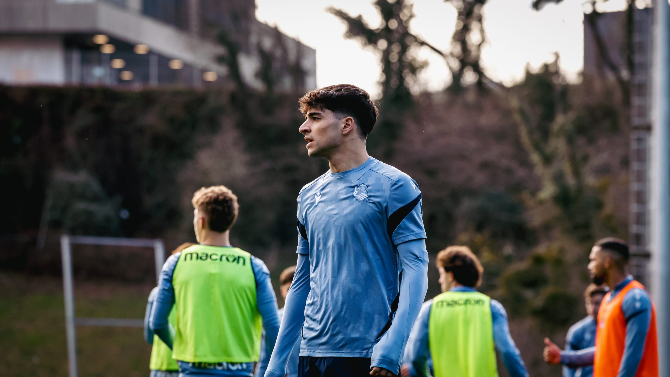 La Real Sociedad Afina Motores: El Derbi Contra el Athletic, en el Punto de Mira