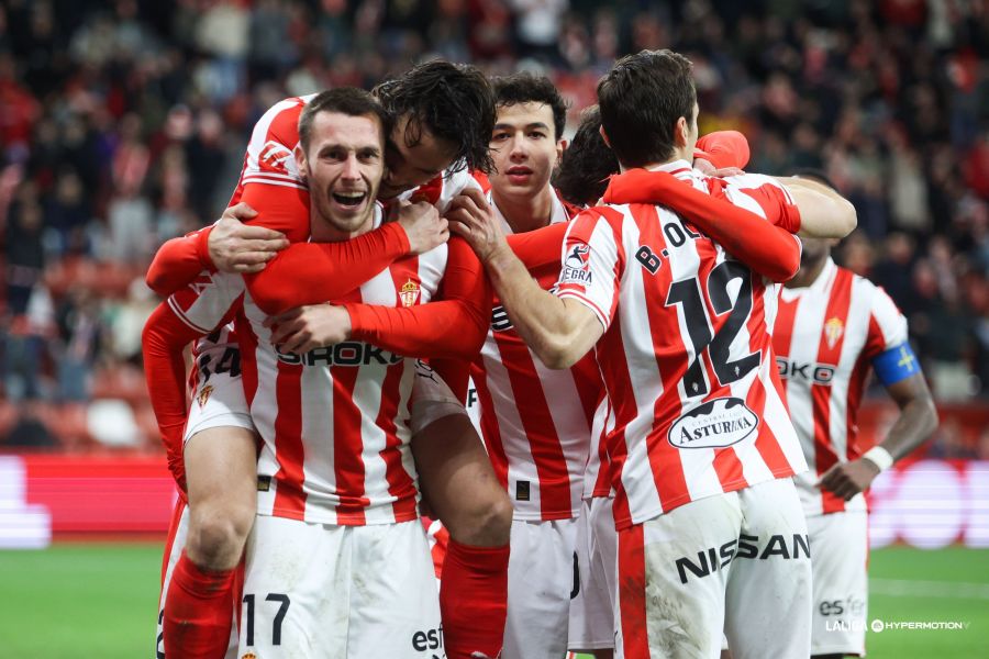 Sporting de Gijón: Un Paso Firme Hacia el Playoff con Sabor a Goles