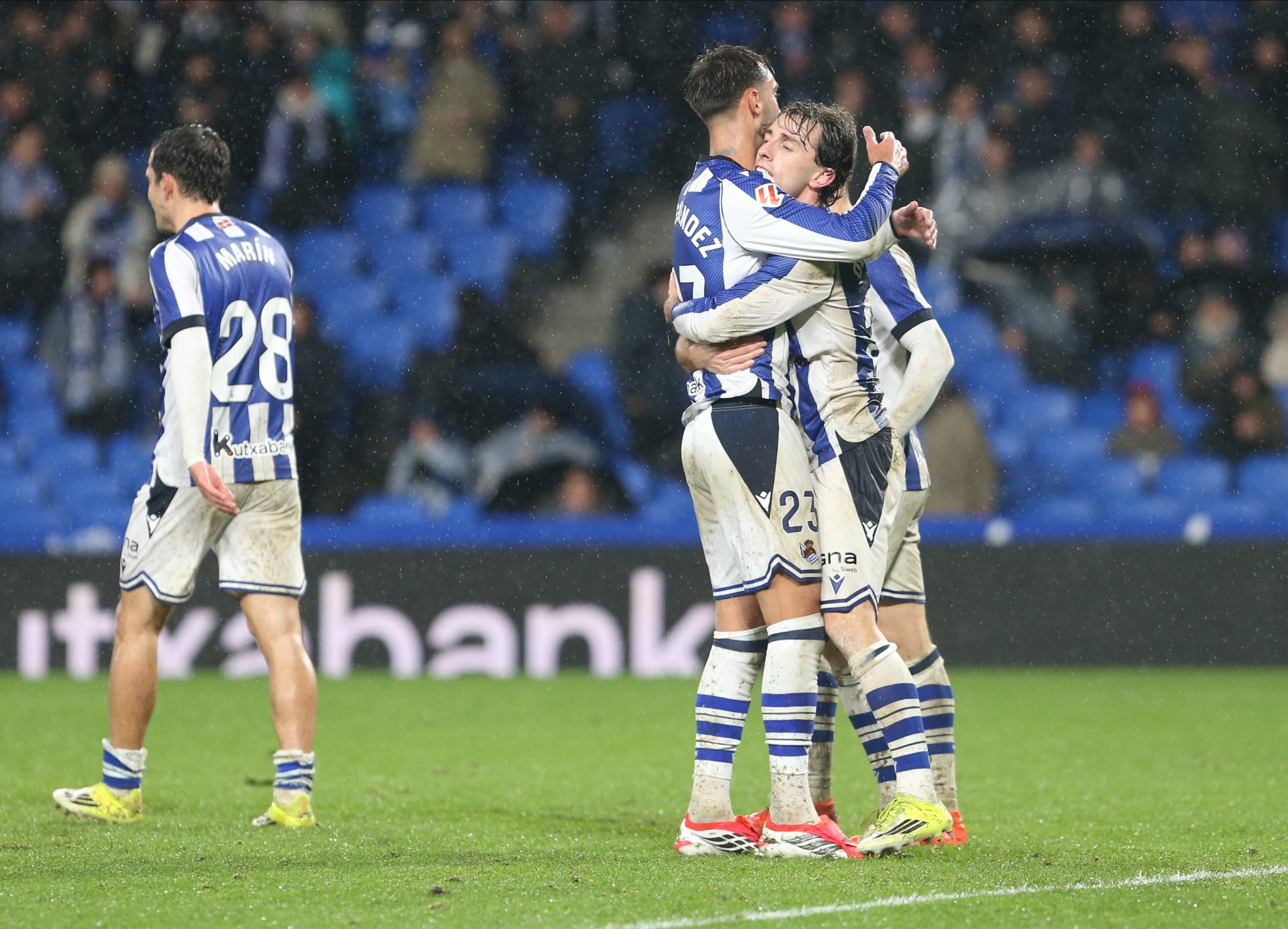 Matarazzo, el Mago de los Cambios: La Real Sociedad Remonta y Convence