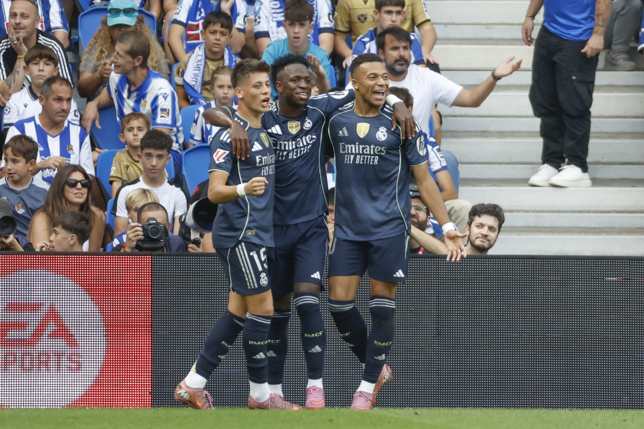 El Bernabéu se viste de gala: Real Madrid y Real Sociedad, duelo de aspiraciones en LaLiga