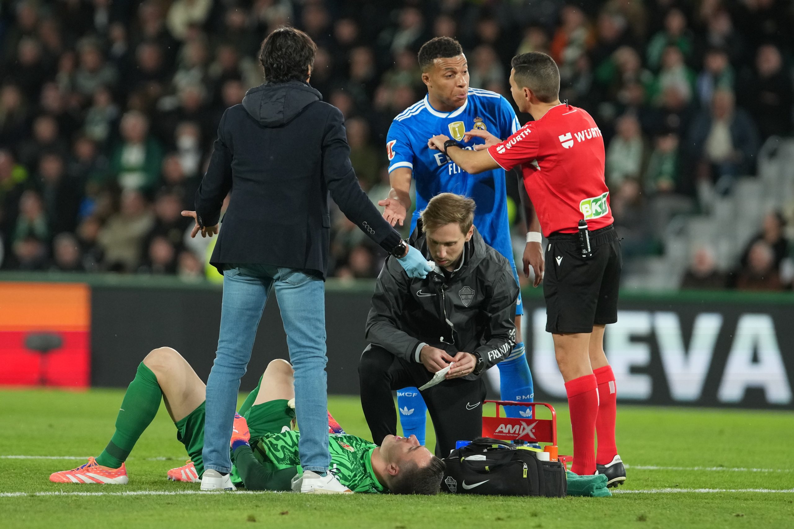 Maeso, el árbitro que sonríe a Real Madrid y Real Sociedad: ¿Presagio de igualdad en el Bernabéu?