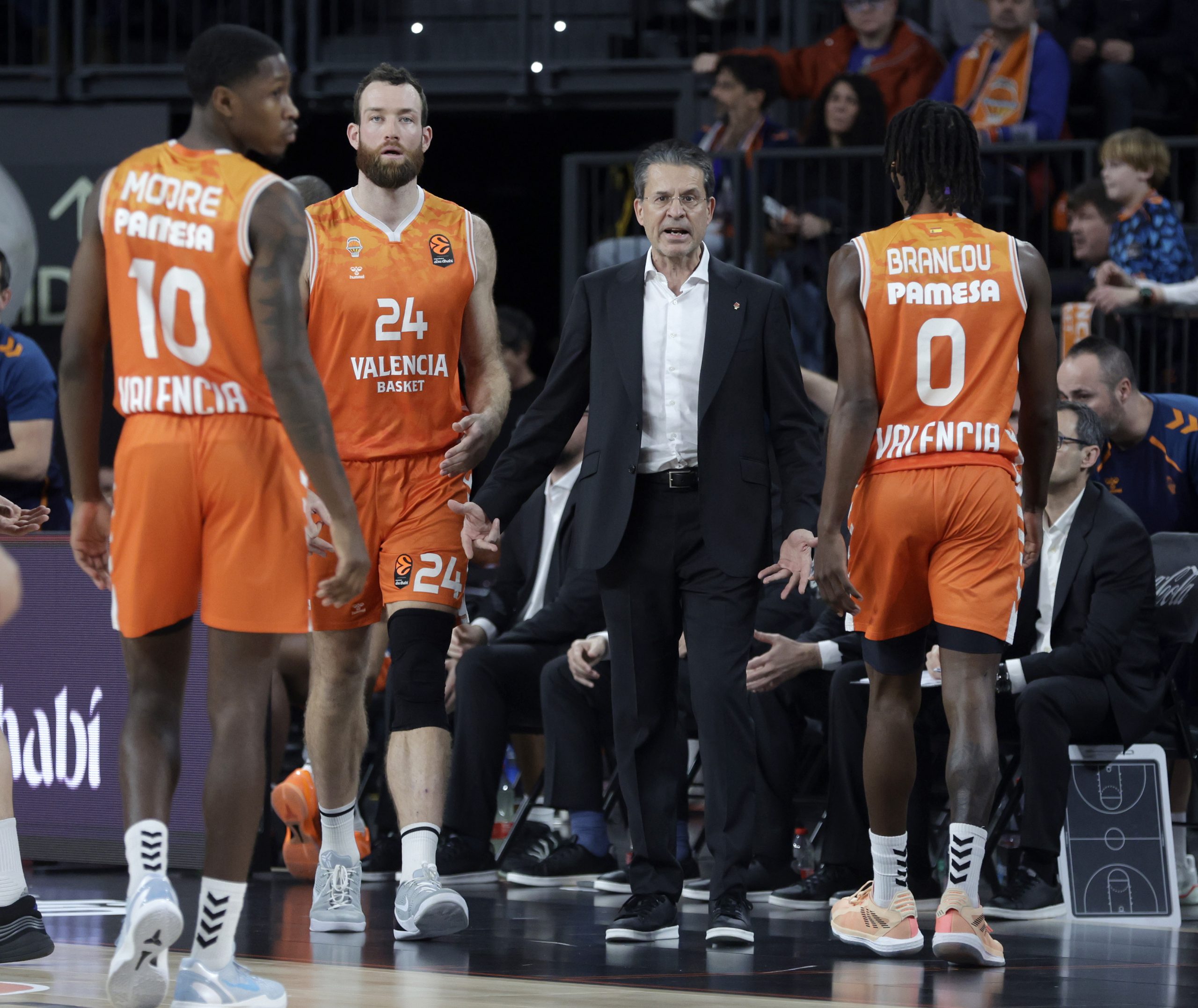 El Valencia Basket se prepara para un desafío en Israel en medio de tensiones geopolíticas