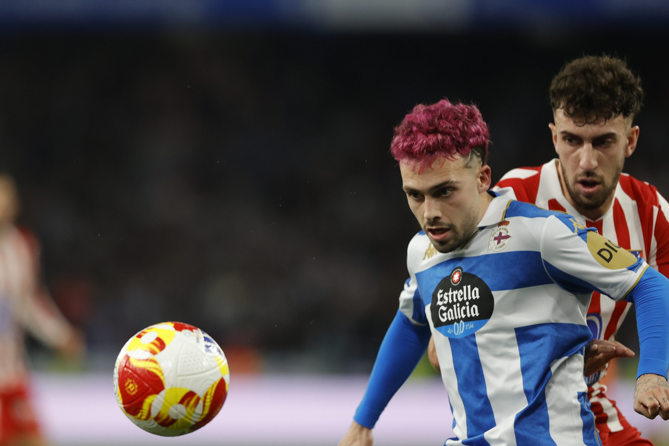 Riazor en Vilo: Deportivo y Albacete Chocan en un Duelo Clave por el Ascenso