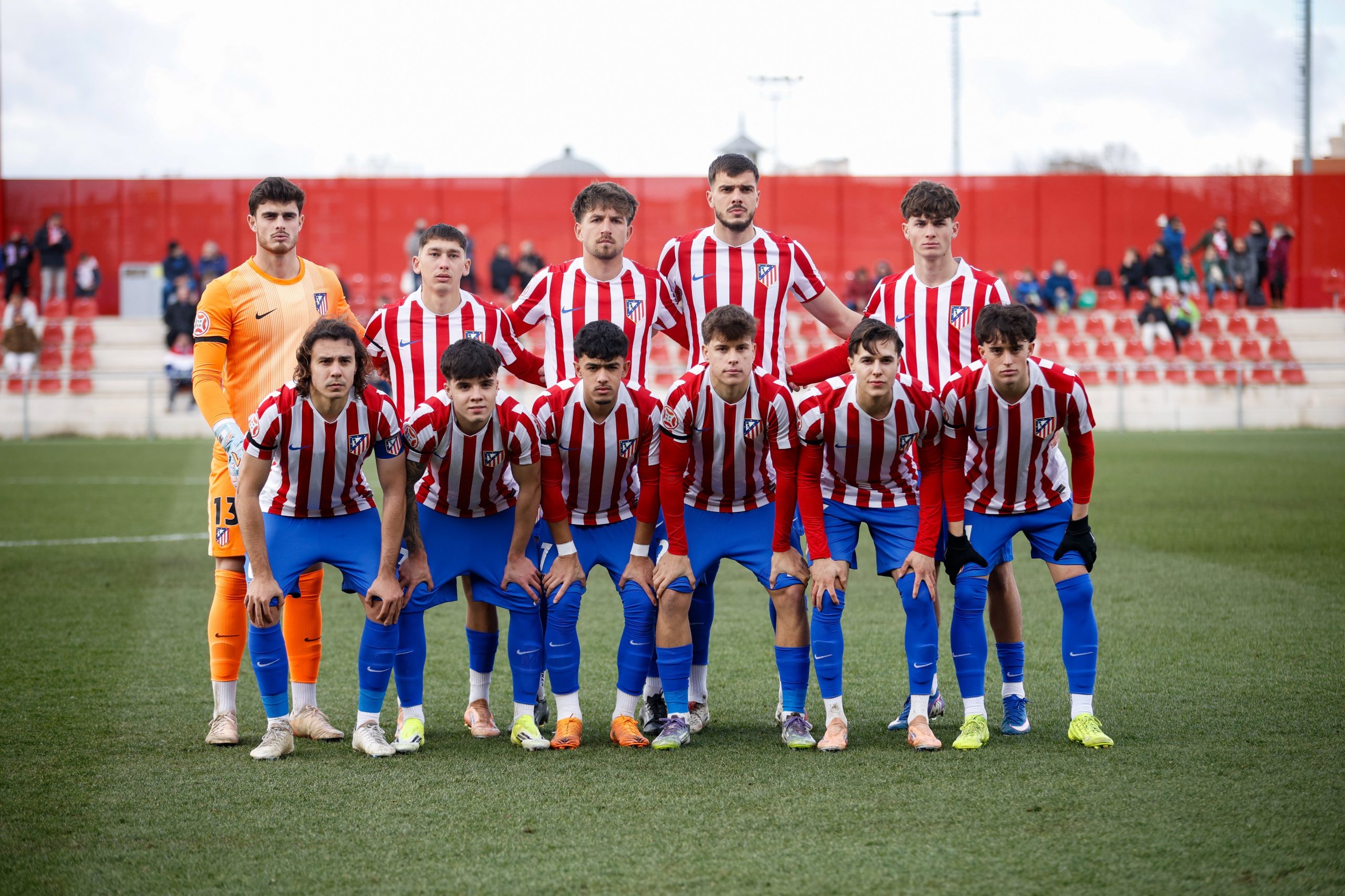 El Atlético Madrileño enfrente a la UD Ibiza: Un duelo clave para las aspiraciones de ascenso
