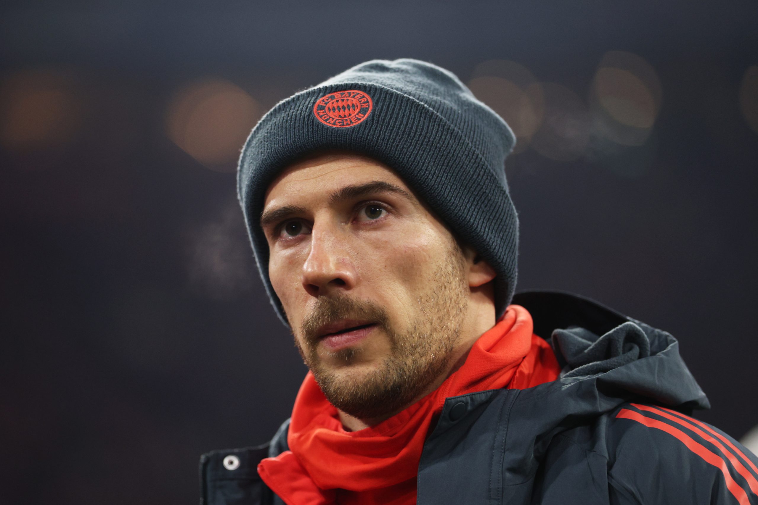 El Futuro Incierto de las Estrellas: Bergvall, Dybala y Salah en el Foco