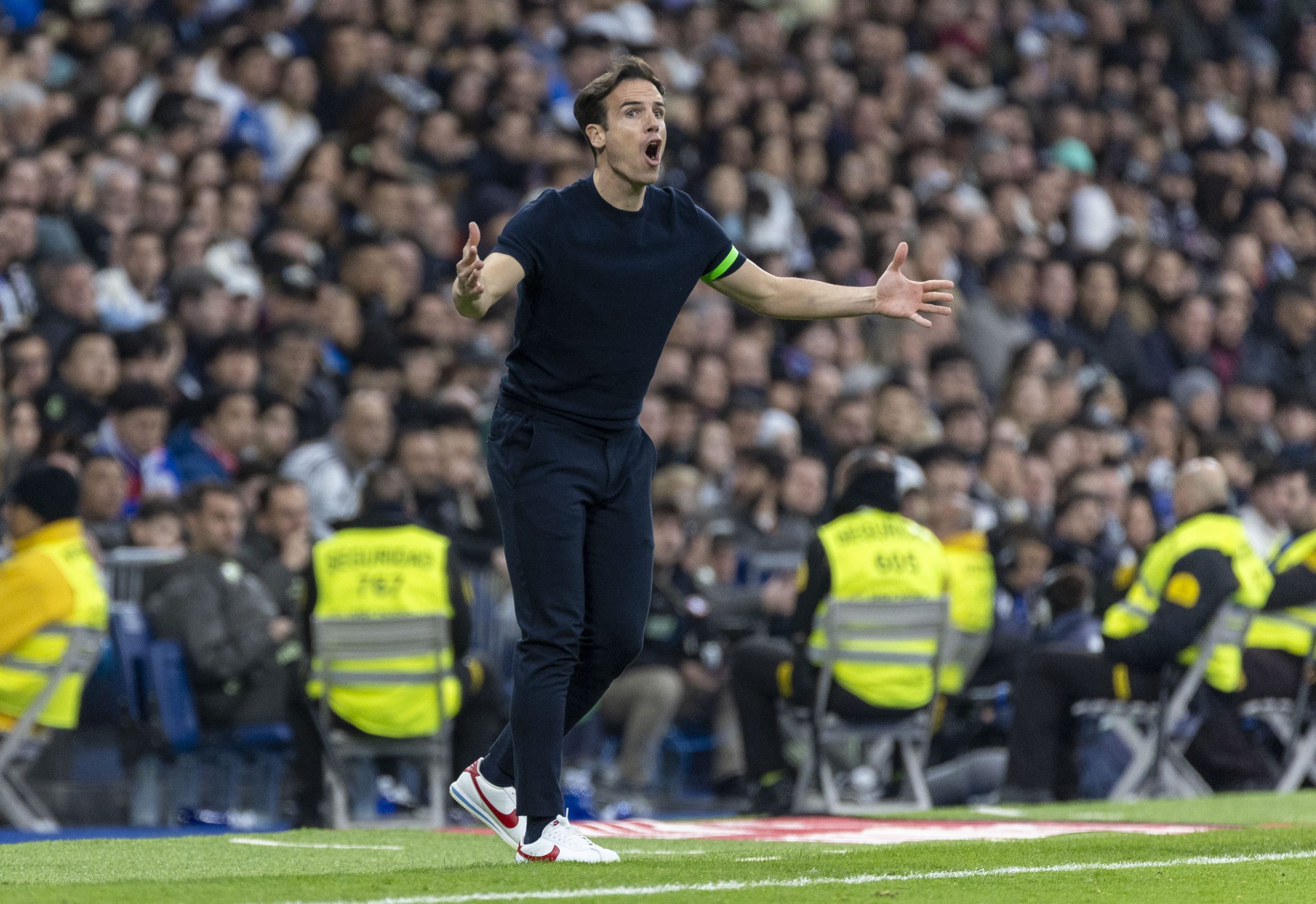 Íñigo Pérez: Un Entrenador que Afronta los Retos con Determinación y Sensibilidad