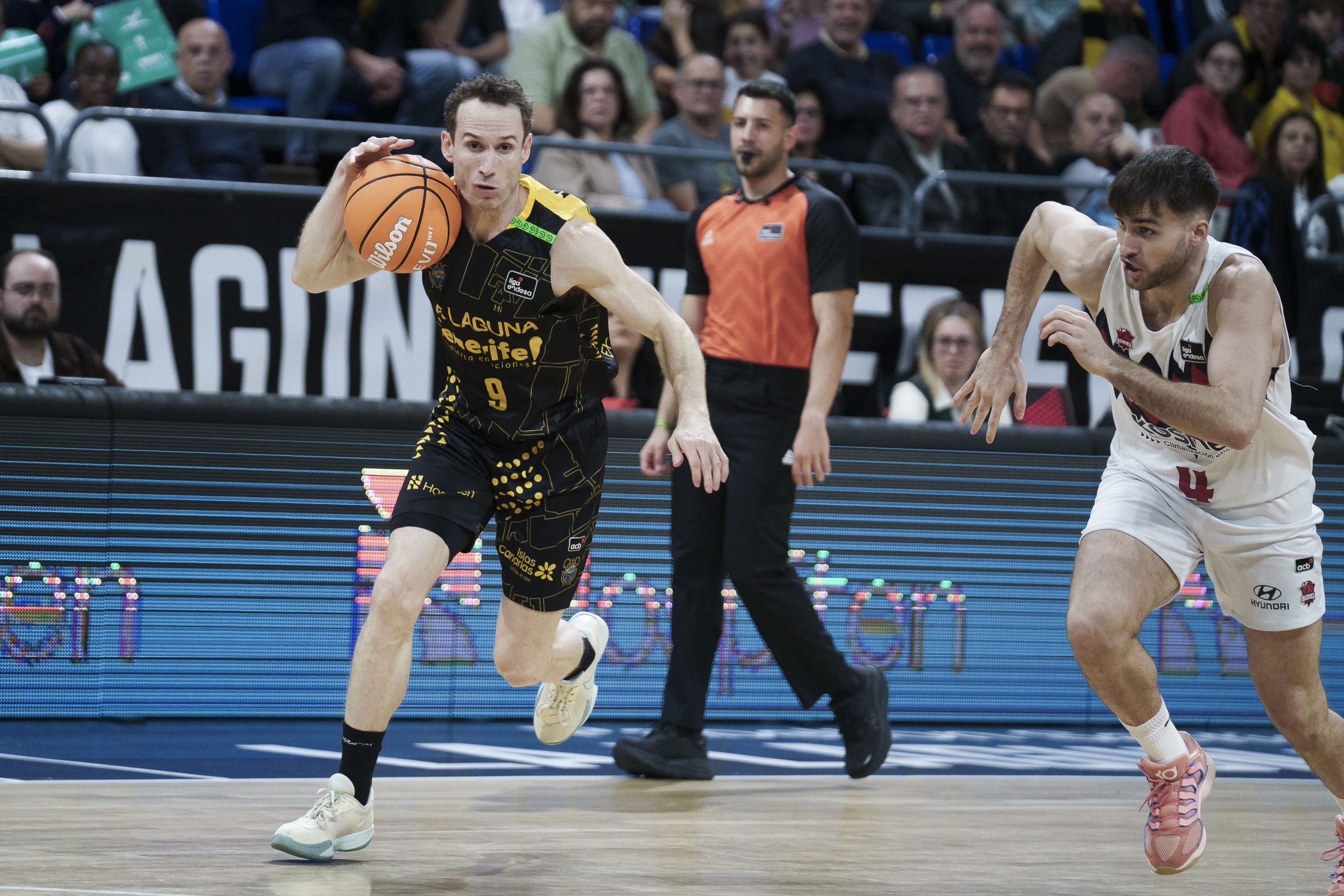 Triunfo Épico en Santiago Martín: La Laguna Tenerife Vence a Baskonia en un Final de Infarto