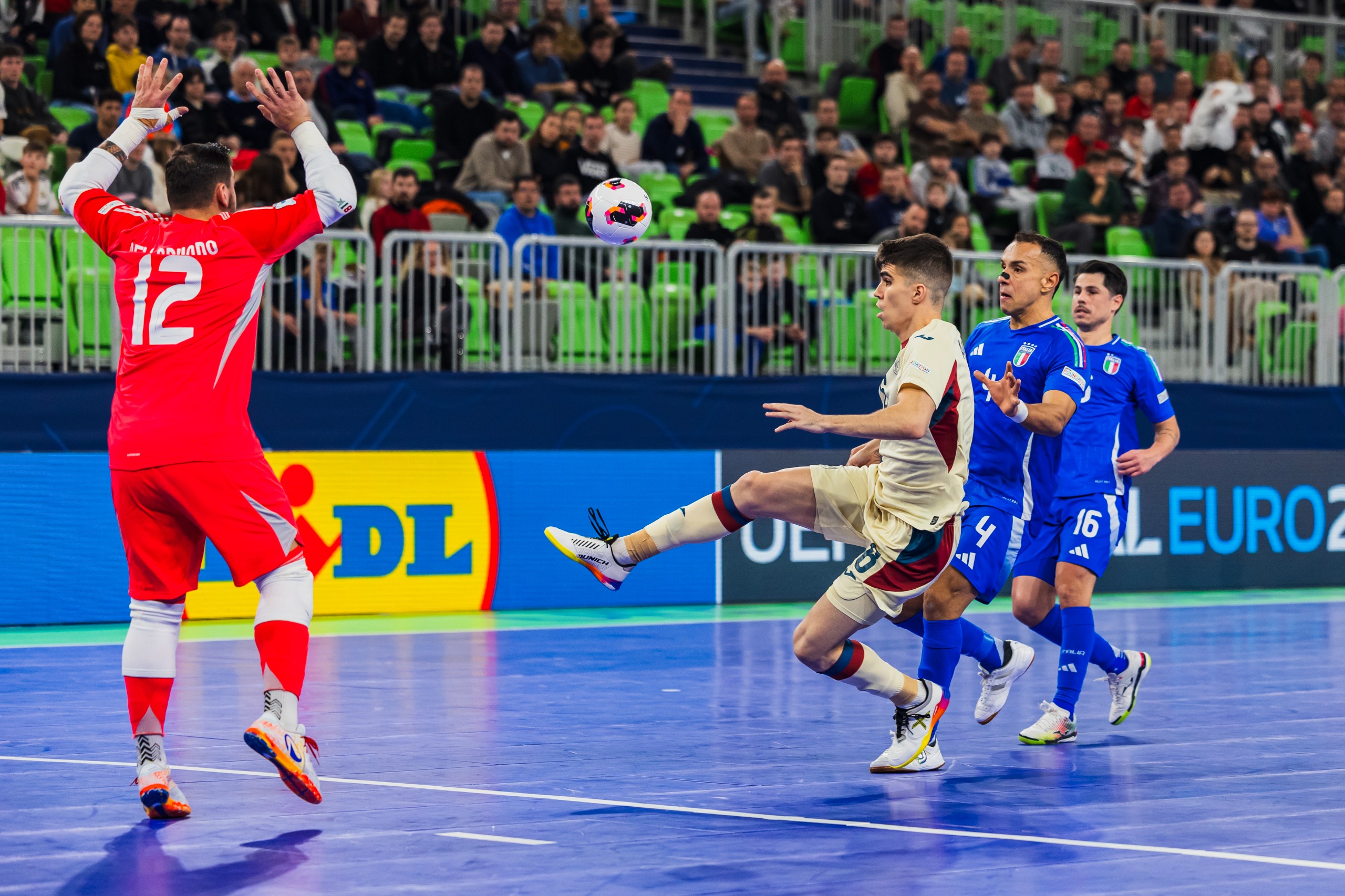 ¡España a por la final! La Roja del fútbol sala busca el pase ante Croacia en un duelo de altura