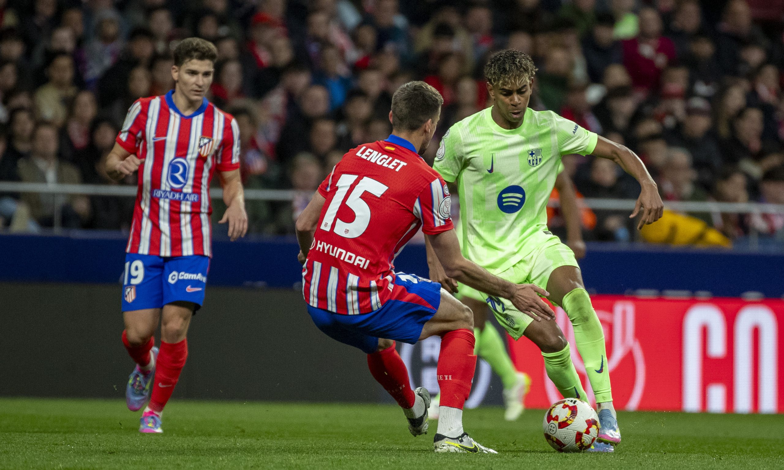 ¡Duelo de Titanes en la Copa del Rey! Atlético y Barça Chocan en un Clásico que Promete Emoción