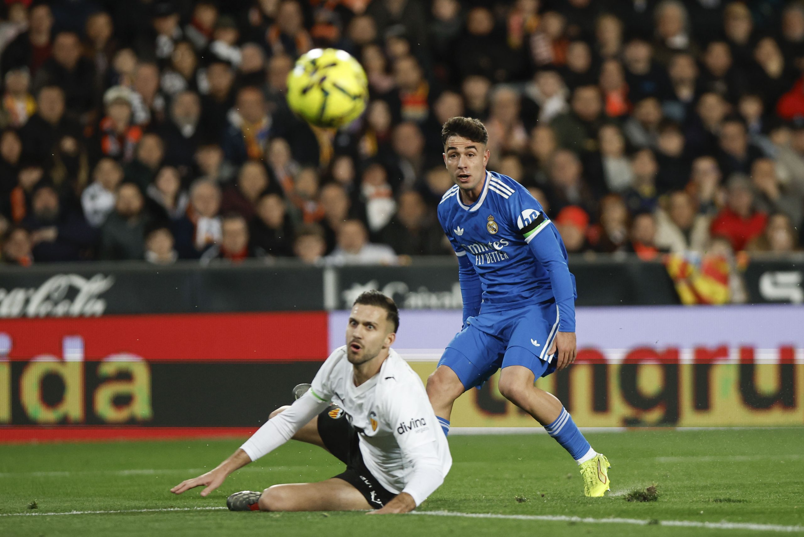 David Jiménez brilla en su primera titularidad con el Real Madrid en Mestalla