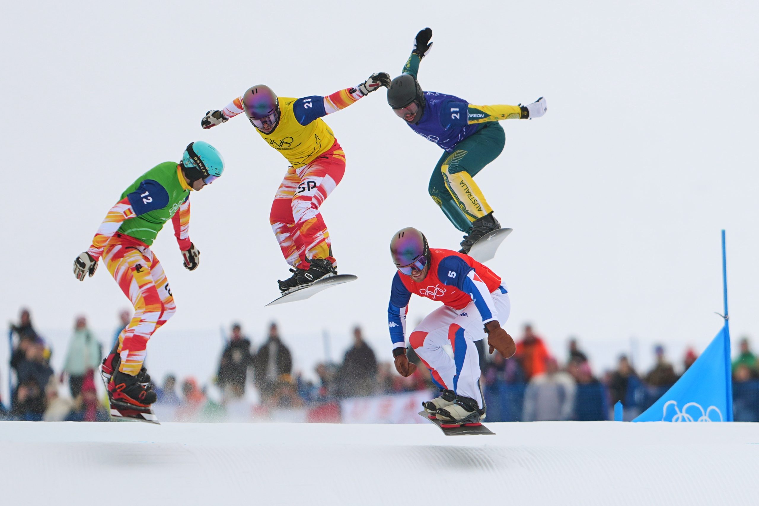 Desafortunado tropiezo de Lucas Eguibar en los Juegos Olímpicos de Invierno 2026