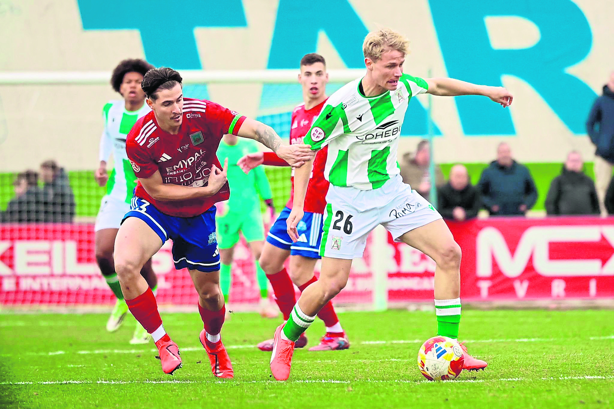 El Palmar, Escenario de un Duelo Clave: Sanluqueño Busca Afianzar su Racha Ante un Atlético Madrileño en Apuros