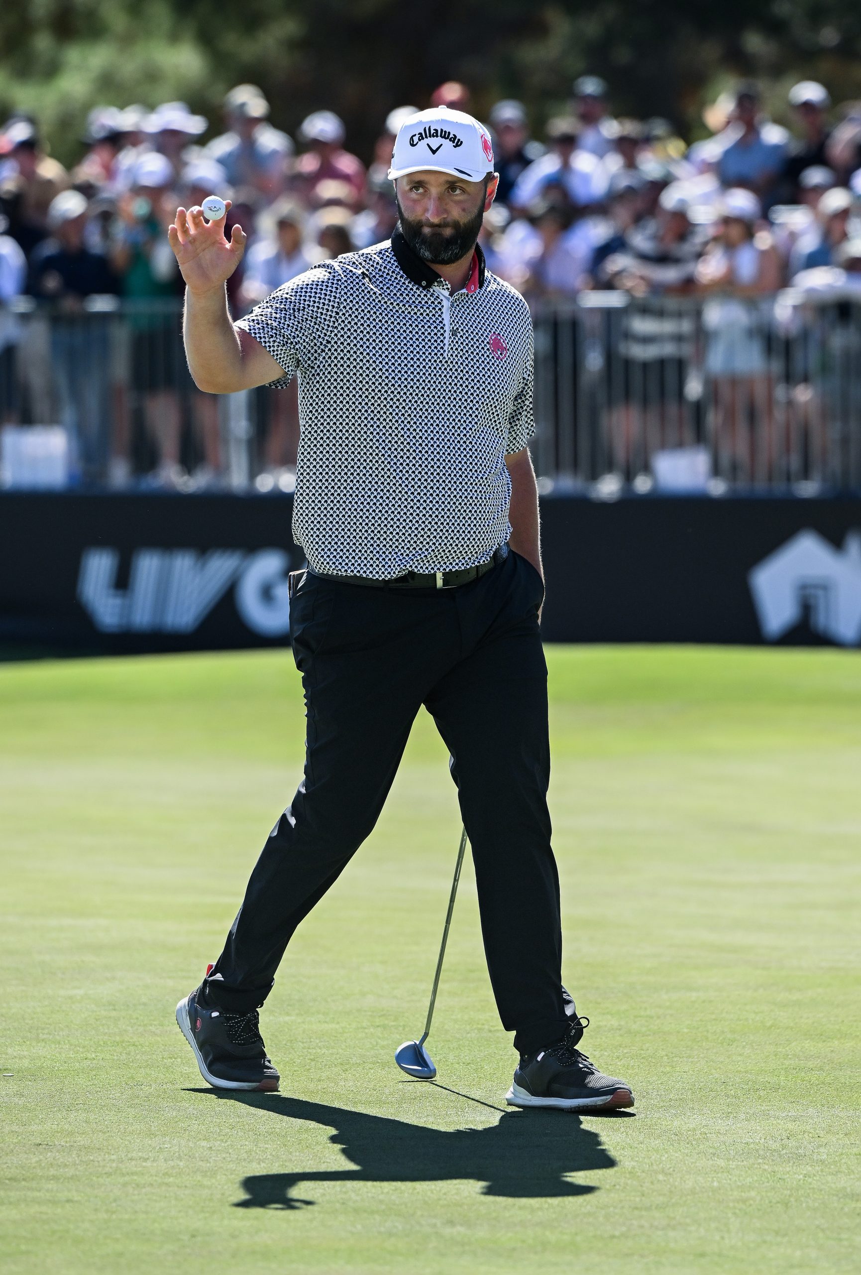 Jon Rahm Brilla en Adelaida y Se Adjudica el Liderato en el LIV Golf