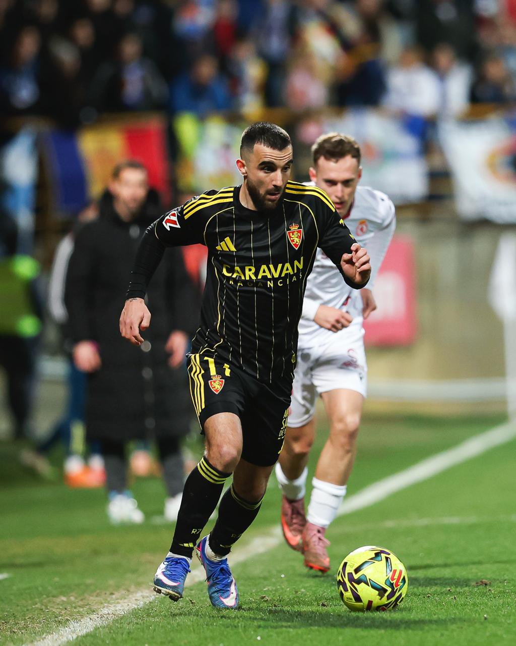 Cultural Leonesa y Real Zaragoza Firman un Empate sin Goles que Deja Fríos a Ambos