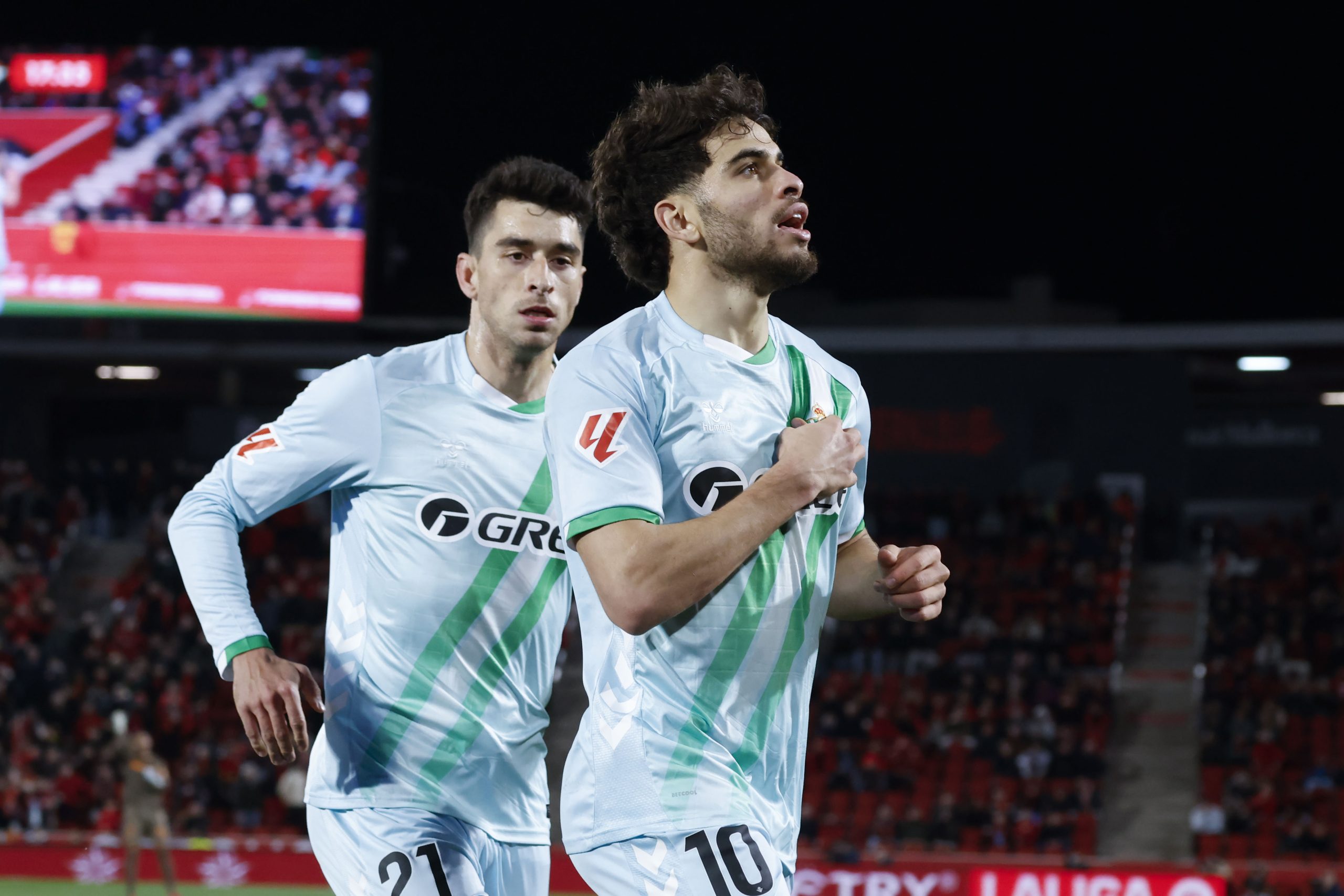 Abde enciende la ilusión verdiblanca: “¡A por la Champions!”