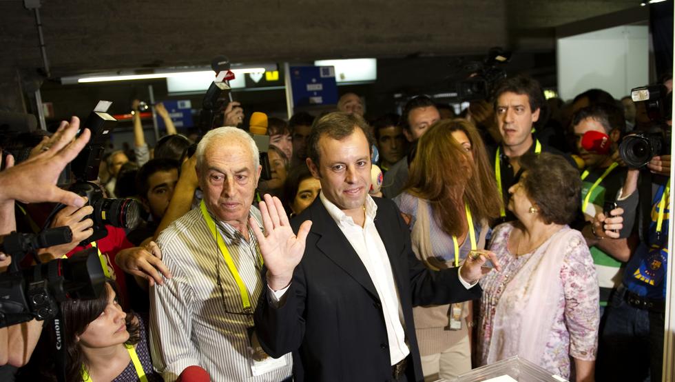 El Futuro del Barcelona: La Encrucijada de Laporta y el Anhelo de Cambio