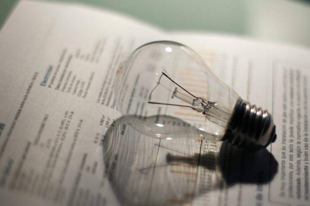 ¡Luz a Precio de Risa! El Megavatio Hora Toca Mínimos Históricos en Plena Primavera