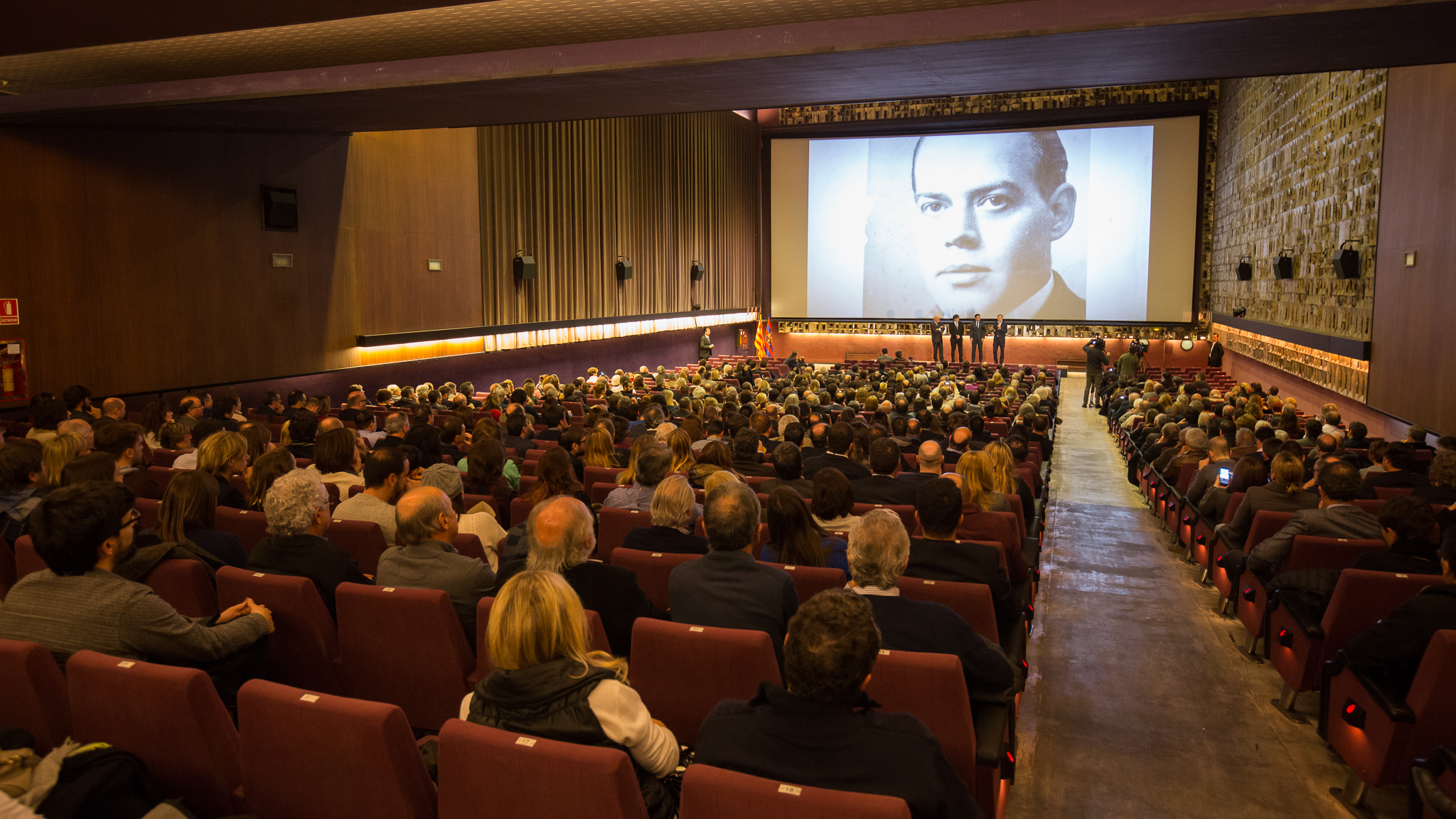 El Debate sobre el Apellido del Presidente del Barça: ¿Con “ñ” o con “ny”?