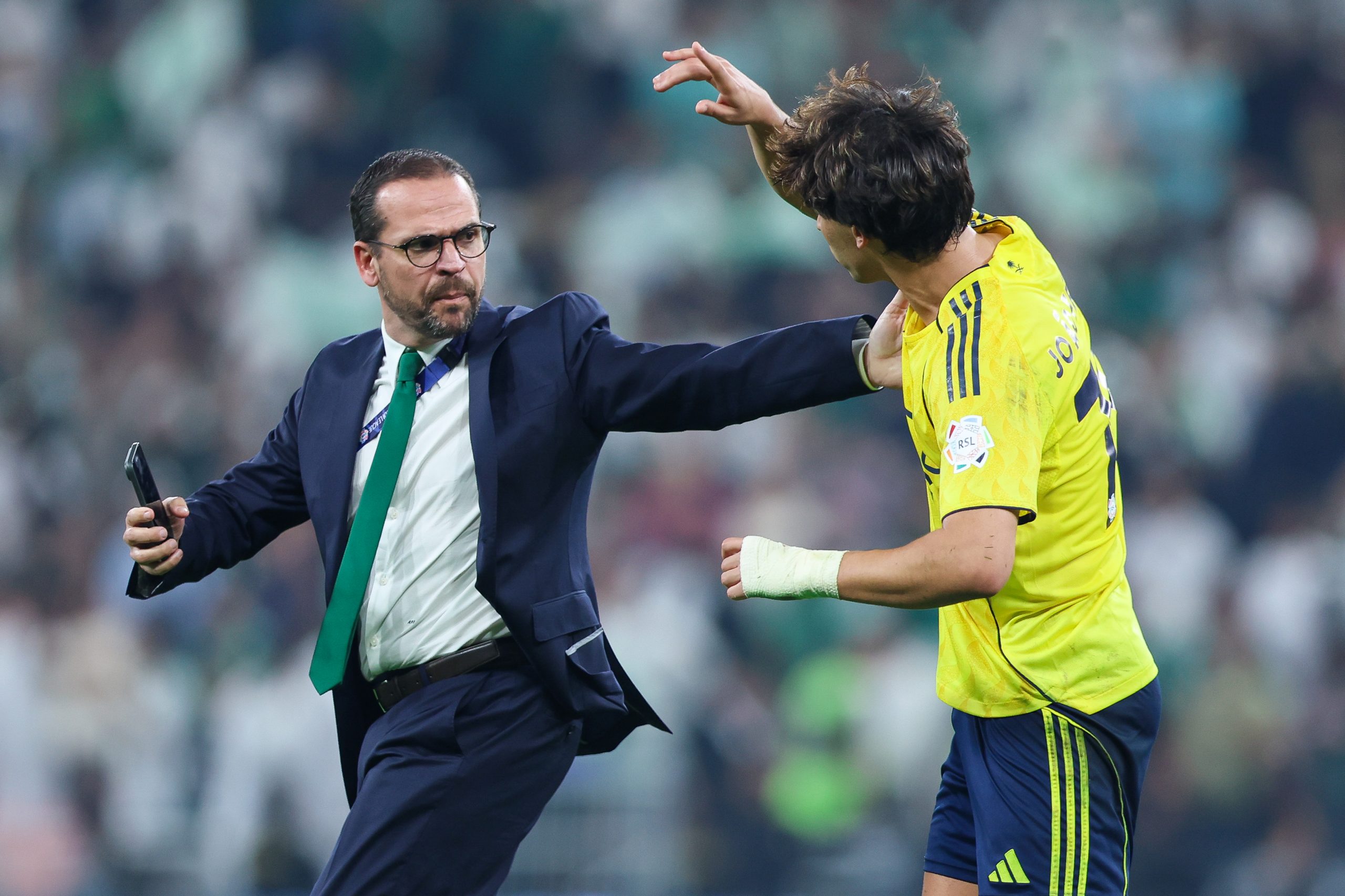Félix Resurge en Arabia: De la Sombra a la Gloria con un Mensaje a sus Críticos