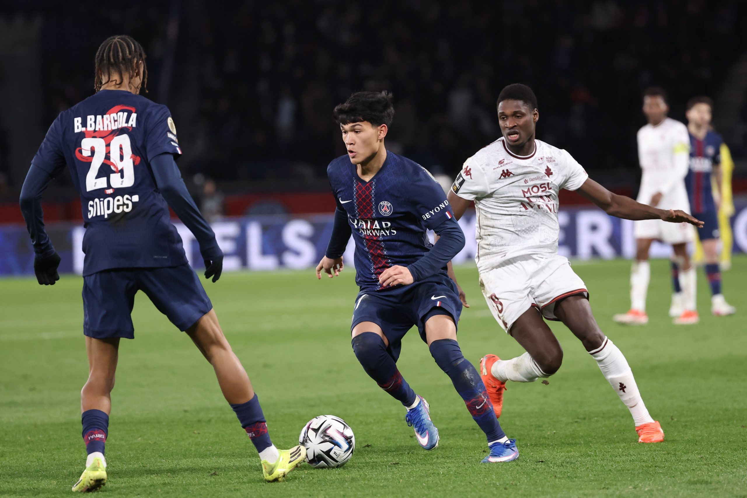 El Barcelona impulsa su cantera: jóvenes promesas que marcan la diferencia