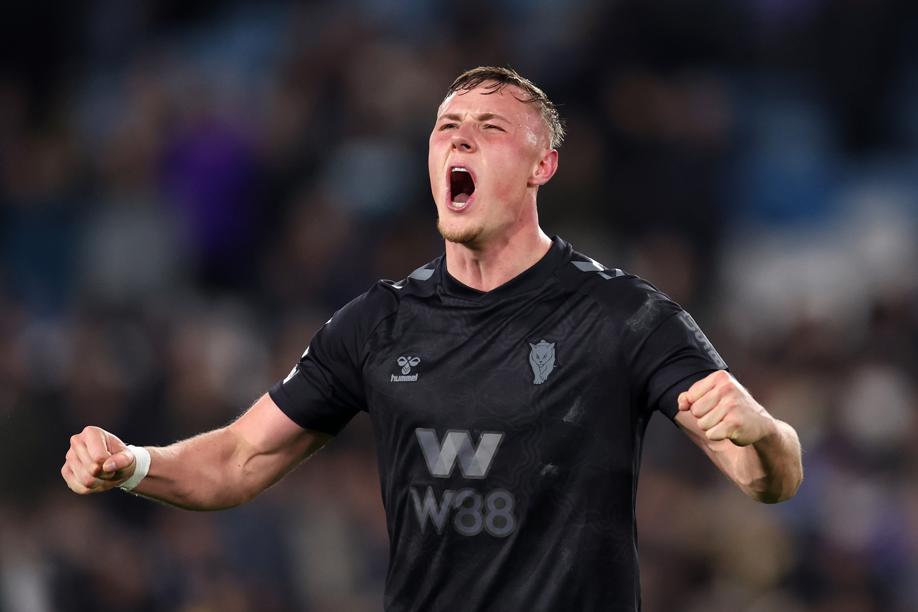 Un Penalti Decisivo: El Sunderland Aleja al Leeds de la Zona Cálida