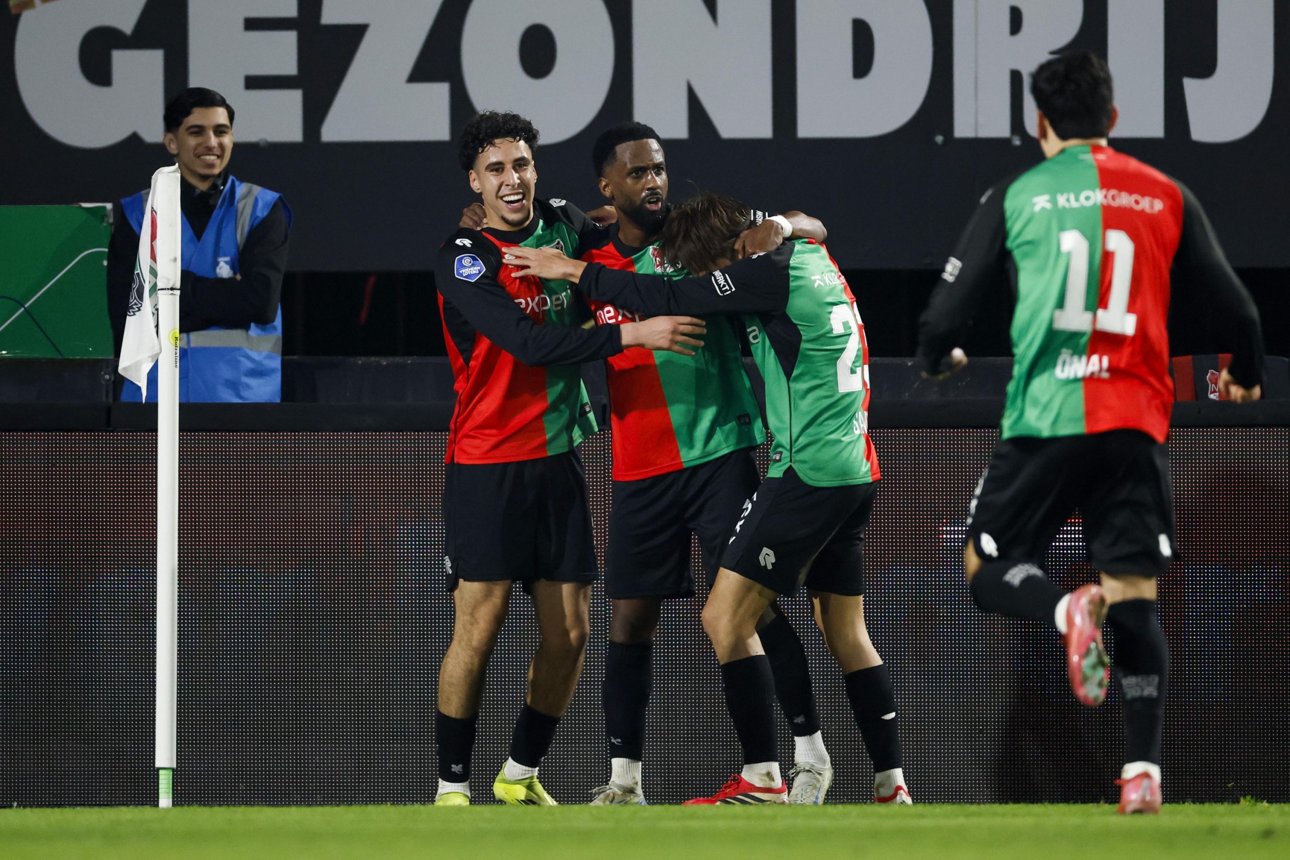 ¡Sorpresa en la Copa Neerlandesa! NEC Nimega Desbanca al Líder PSV y Lucha por el Título