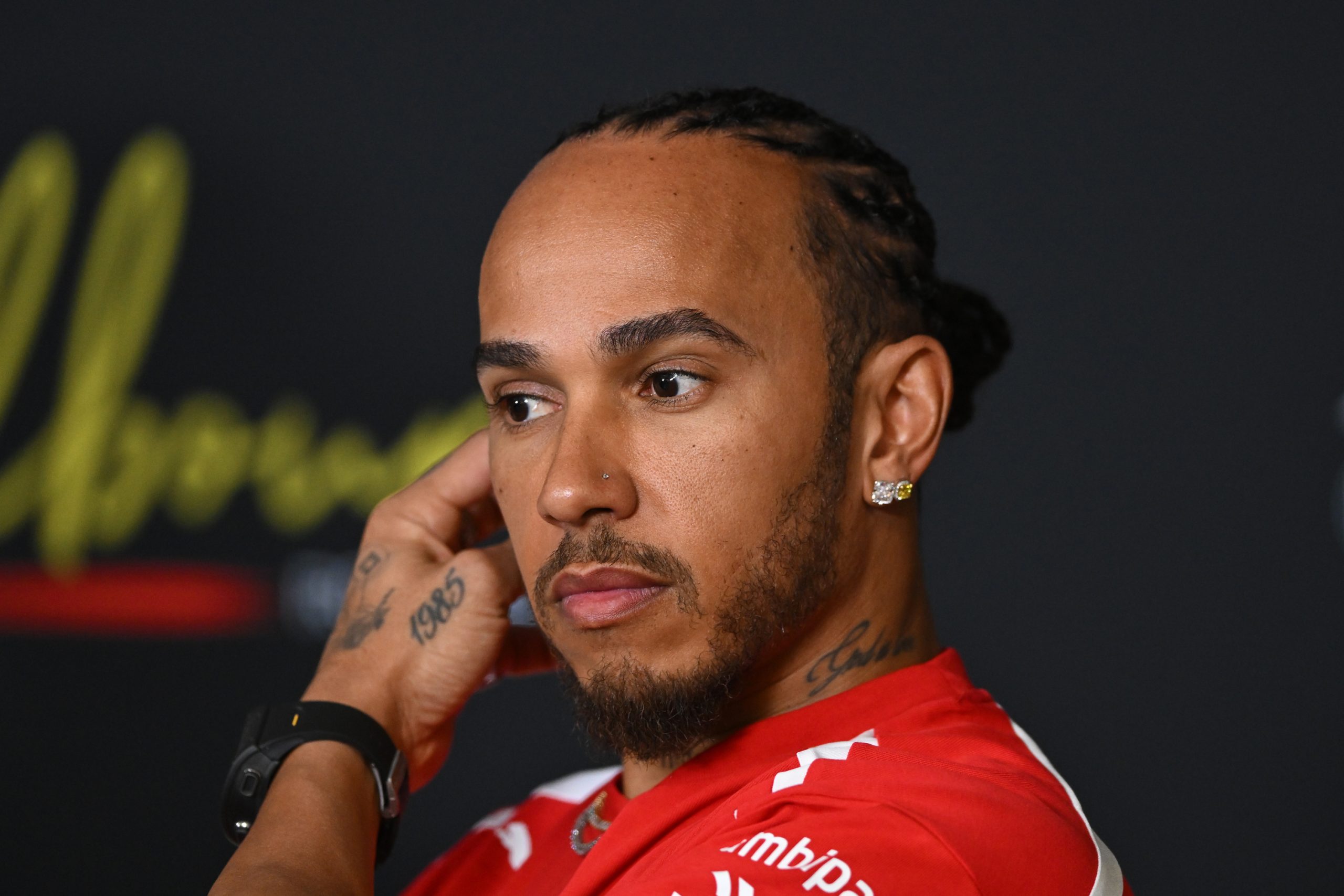 Hamilton: “El objetivo es ganar” – Ferrari renace en 2026