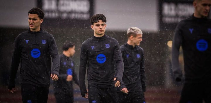 La Nueva Joya del Barça: Xavi Espart, el ‘Mini Lahm’ que Deslumbra en el Lateral