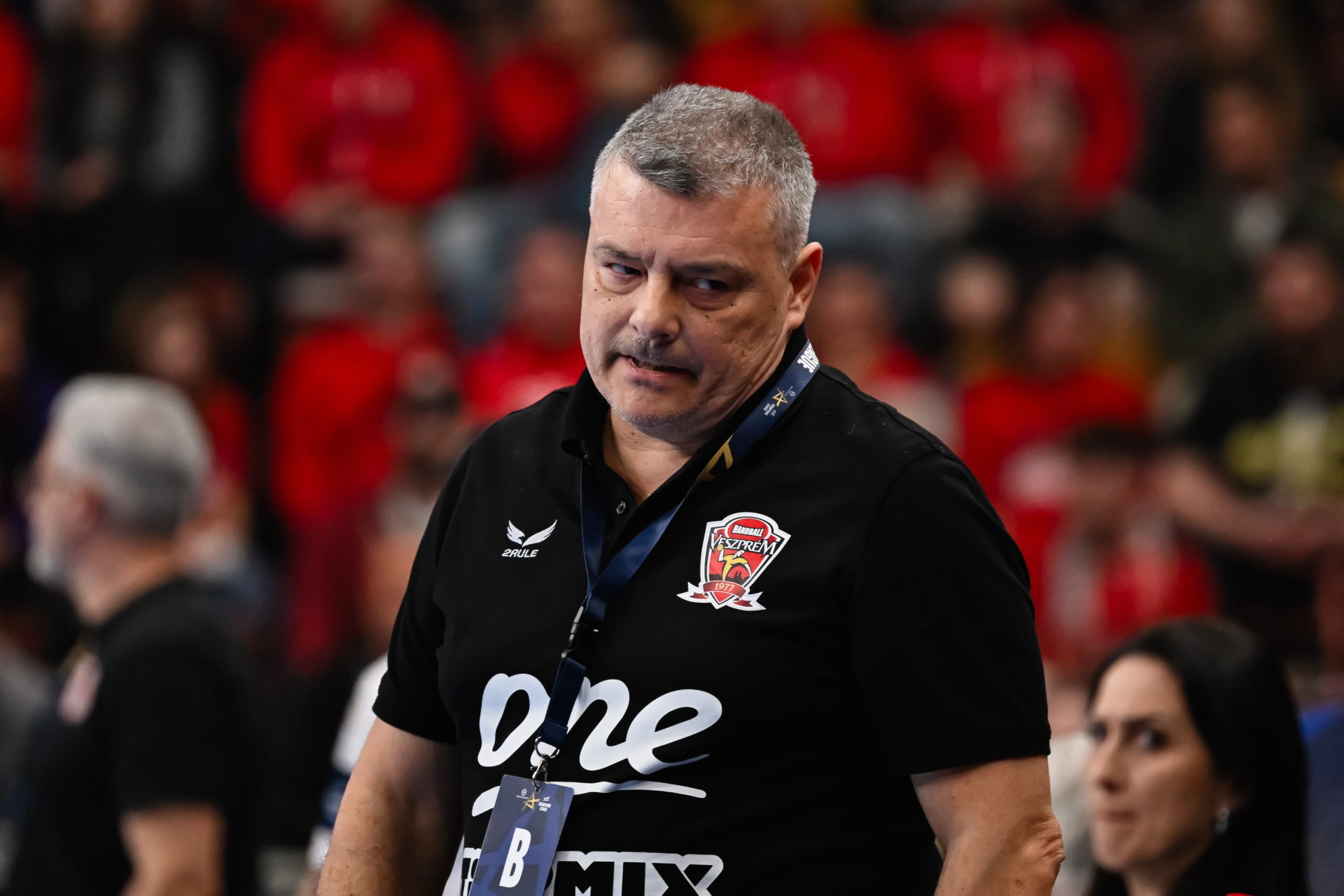 La Champions de Balonmano: Un Ajedrez de Gigantes con el Barça en el Punto de Mira