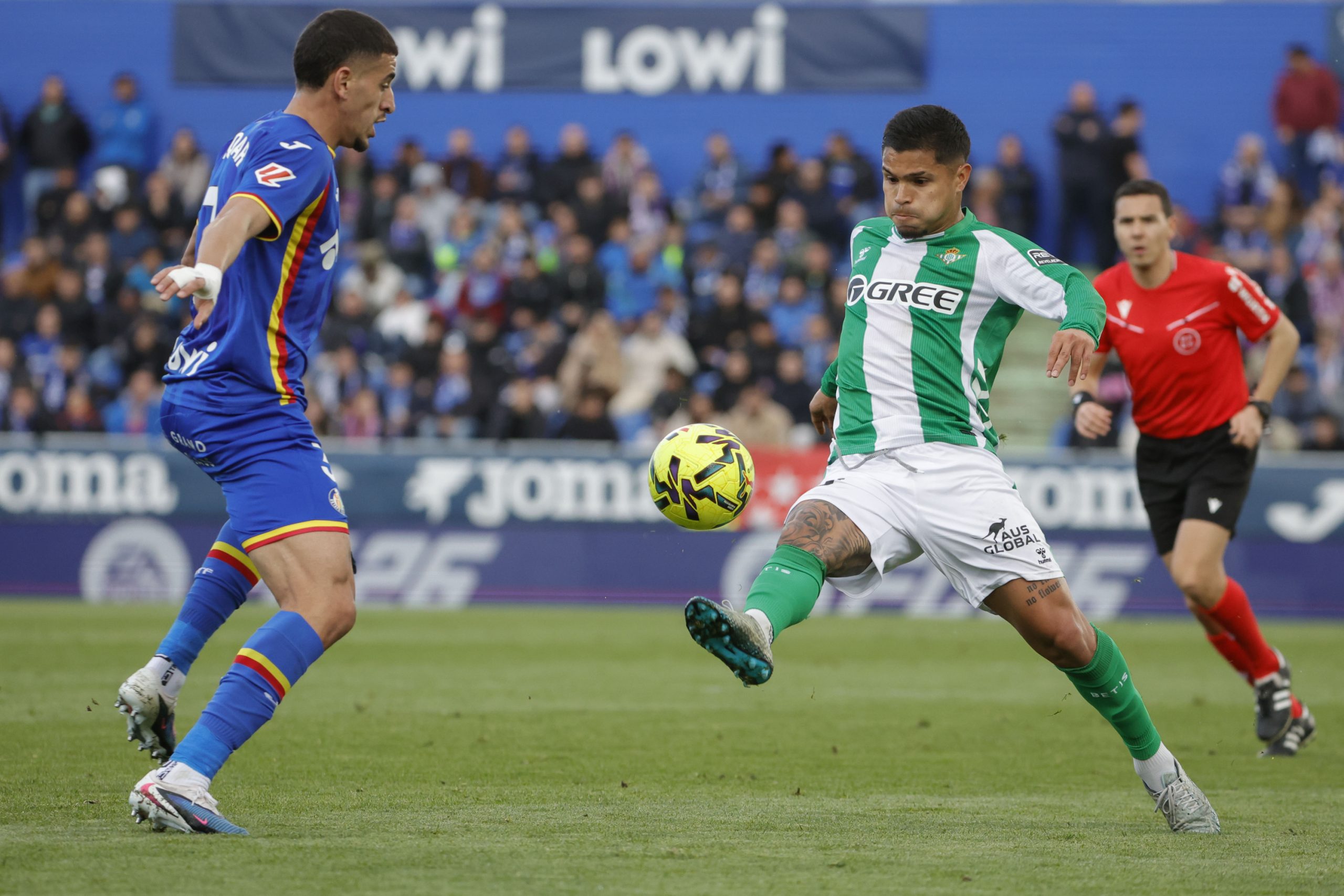 LaLiga EA Sports: El Liderato Inamovible y la Lucha por Europa en una Jornada de Infarto