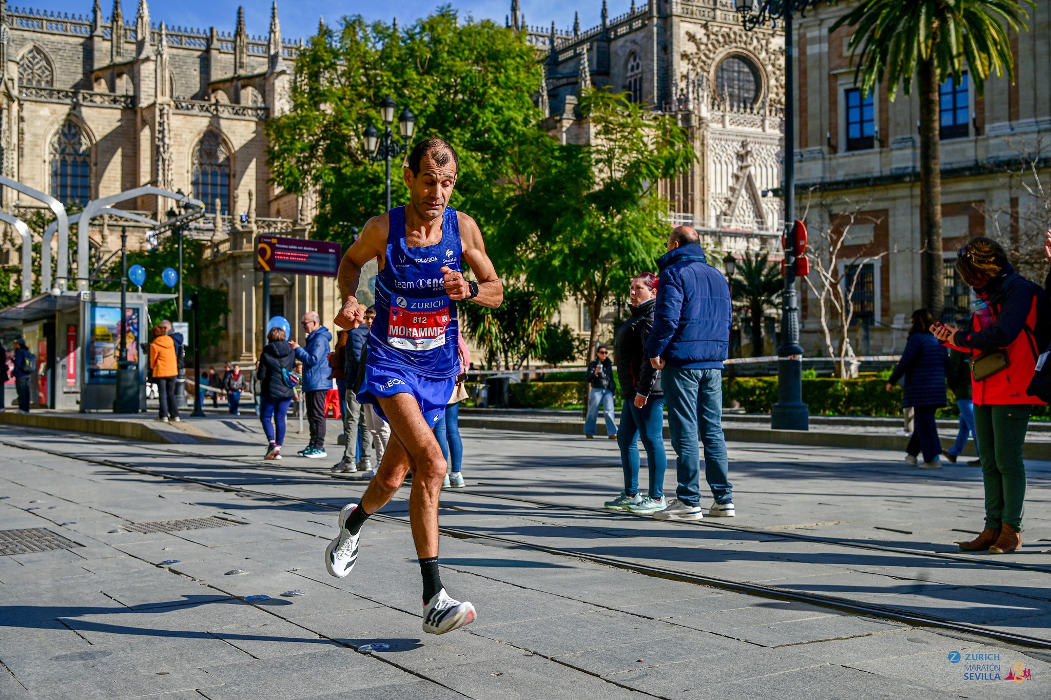 Mohammed El Yamani rompe límites y redefine el atletismo veterano en Sevilla