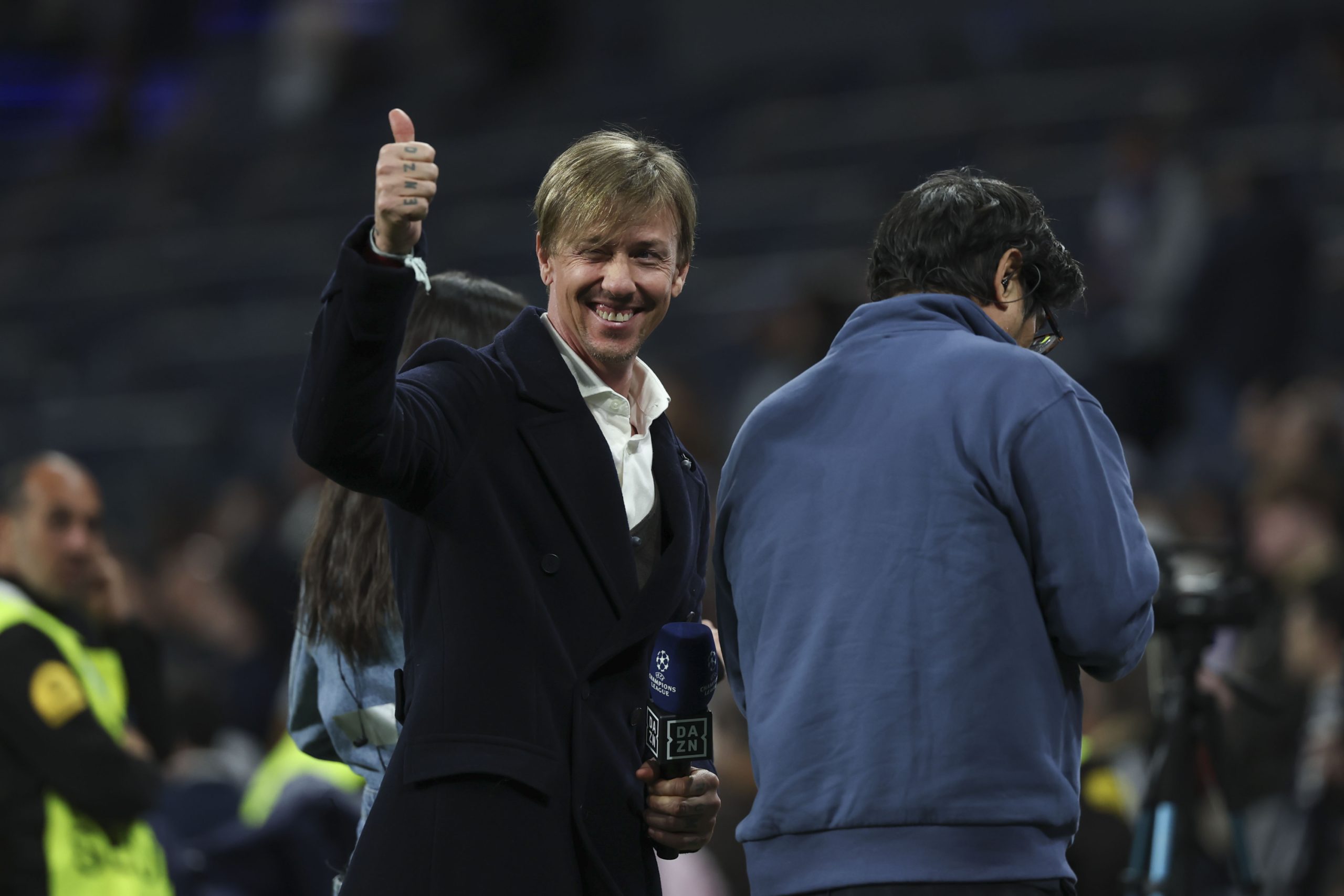 Guti y Raúl García: Las leyendas del fútbol español se preparan para el gran derbi en el Bernabéu