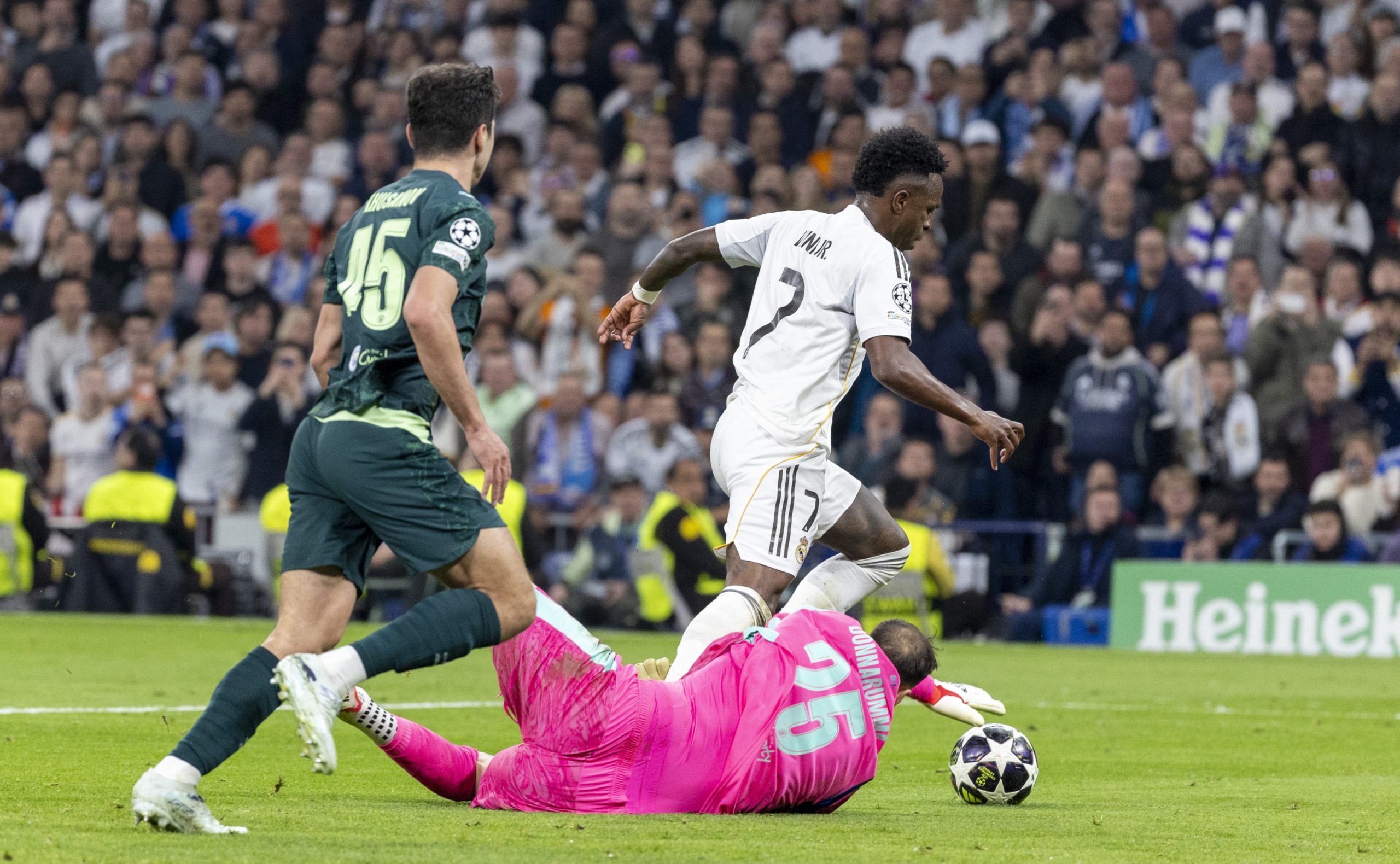 Manchester City y Real Madrid se enfrentan en una vuelta decisiva de Champions League