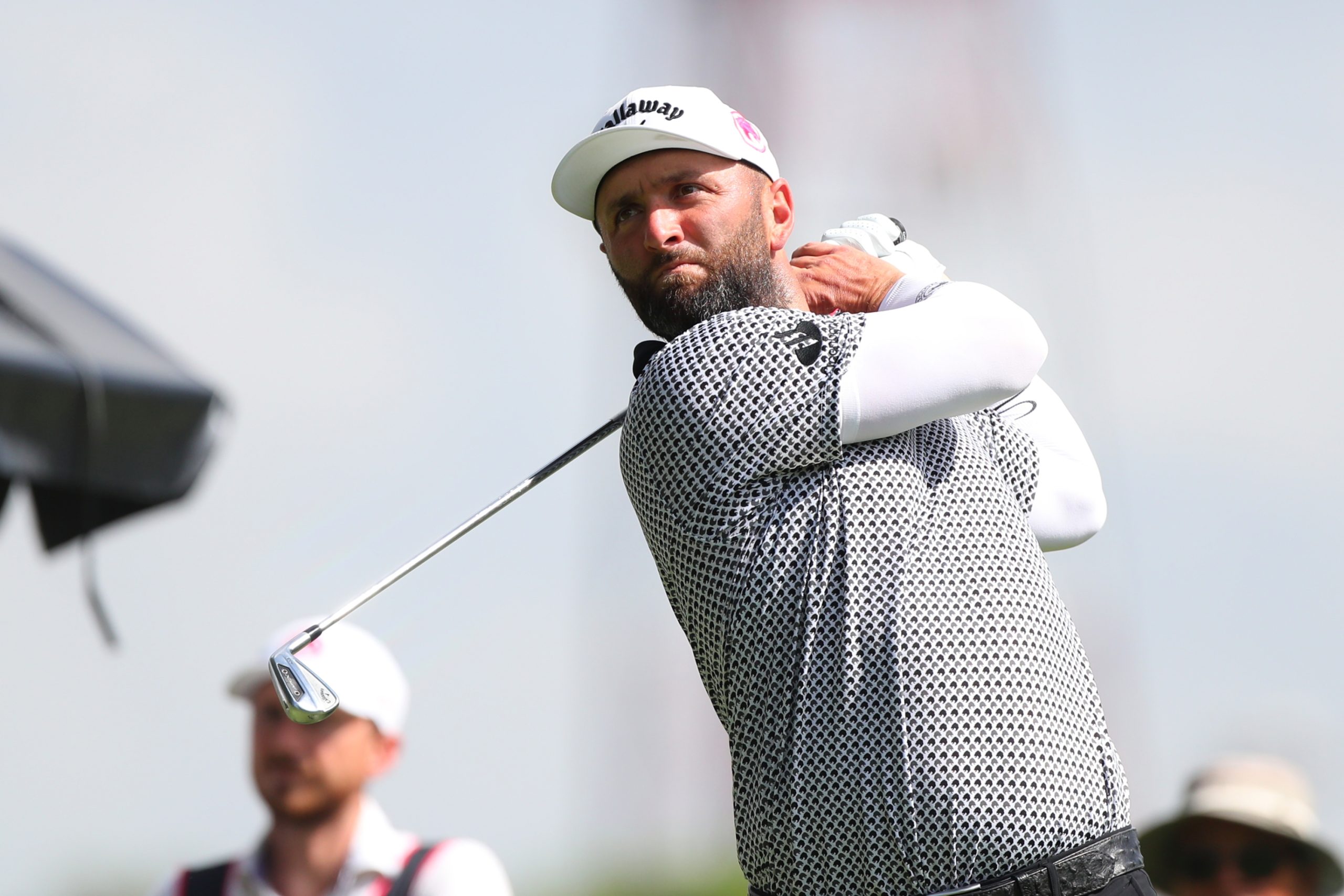 Jon Rahm y DeChambeau brillan en Singapur: emoción y sorpresas en la segunda ronda del LIV