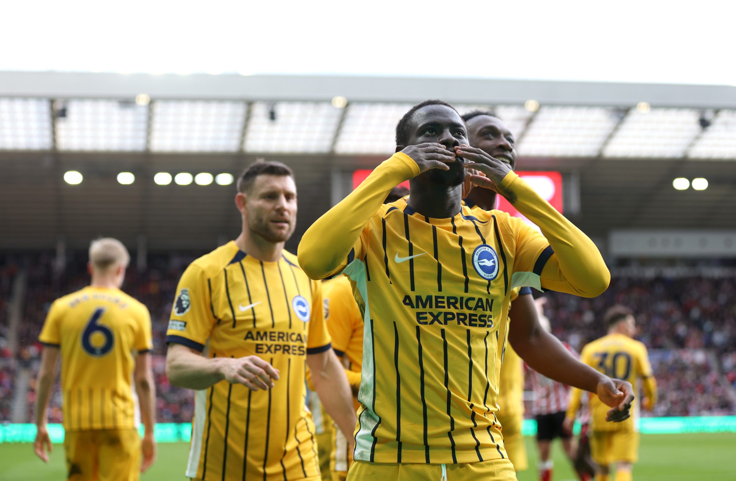 Minteh da el triunfo al Brighton frente al Sunderland y acerca al equipo a Europa