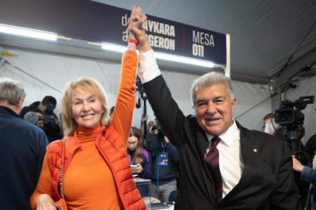 Joan Laporta celebra el fervor de los socios del Barça tras la jornada de votación
